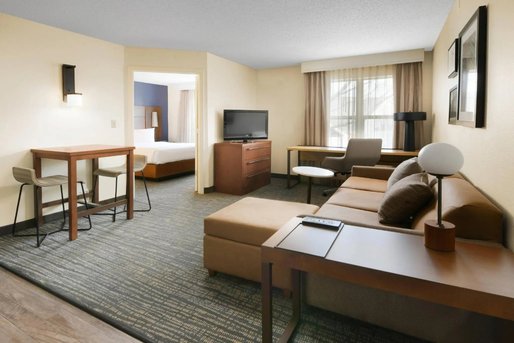 Living room, Bed in Residence Inn Houston Westchase On Westheimer