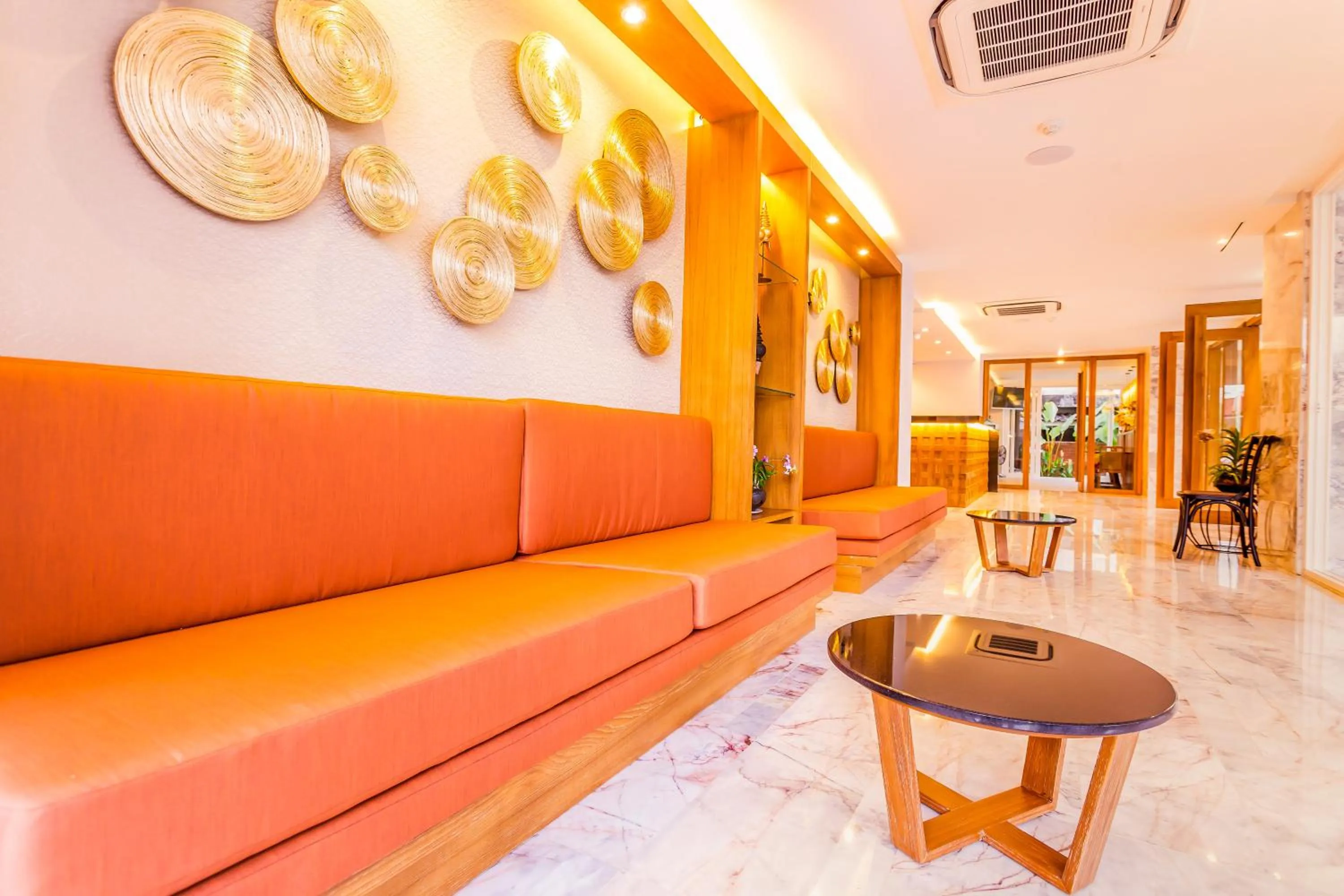 Lobby or reception in The Signature Hotel @ Thapae