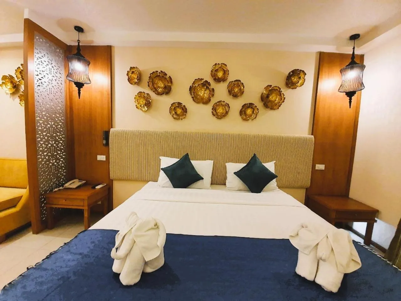 Bedroom, Bed in The Signature Hotel @ Thapae