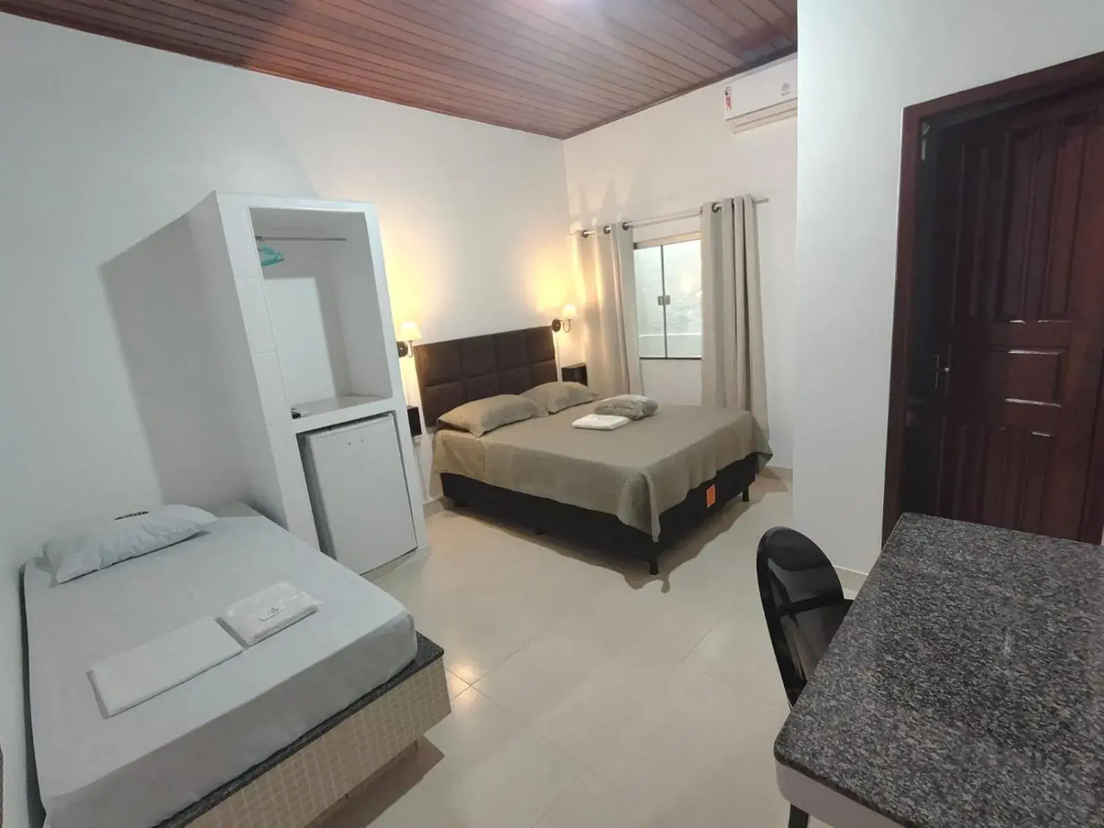 Twin Room in Hotel Val-de-Cans Aeroporto Twin Room in Hotel Val-de-Cans Aeroporto