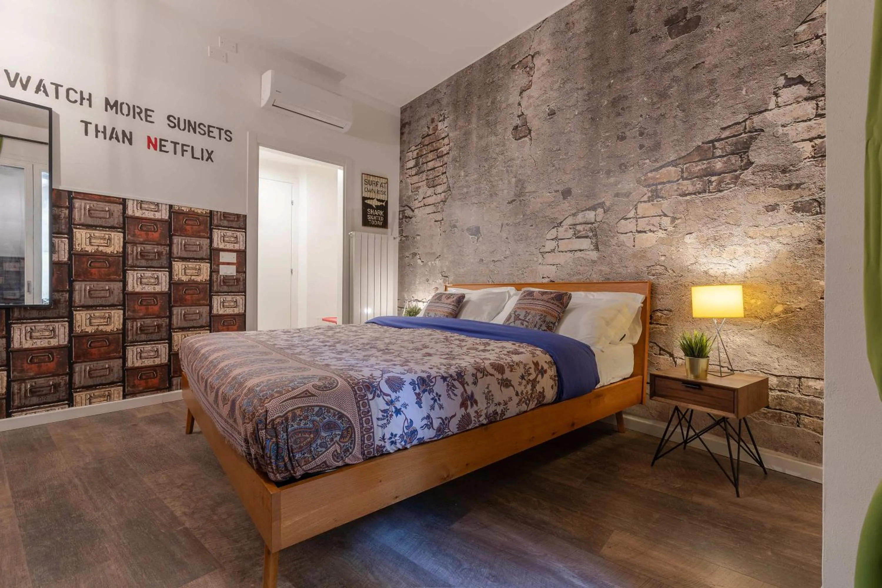 Bedroom, Bed in Coderooms