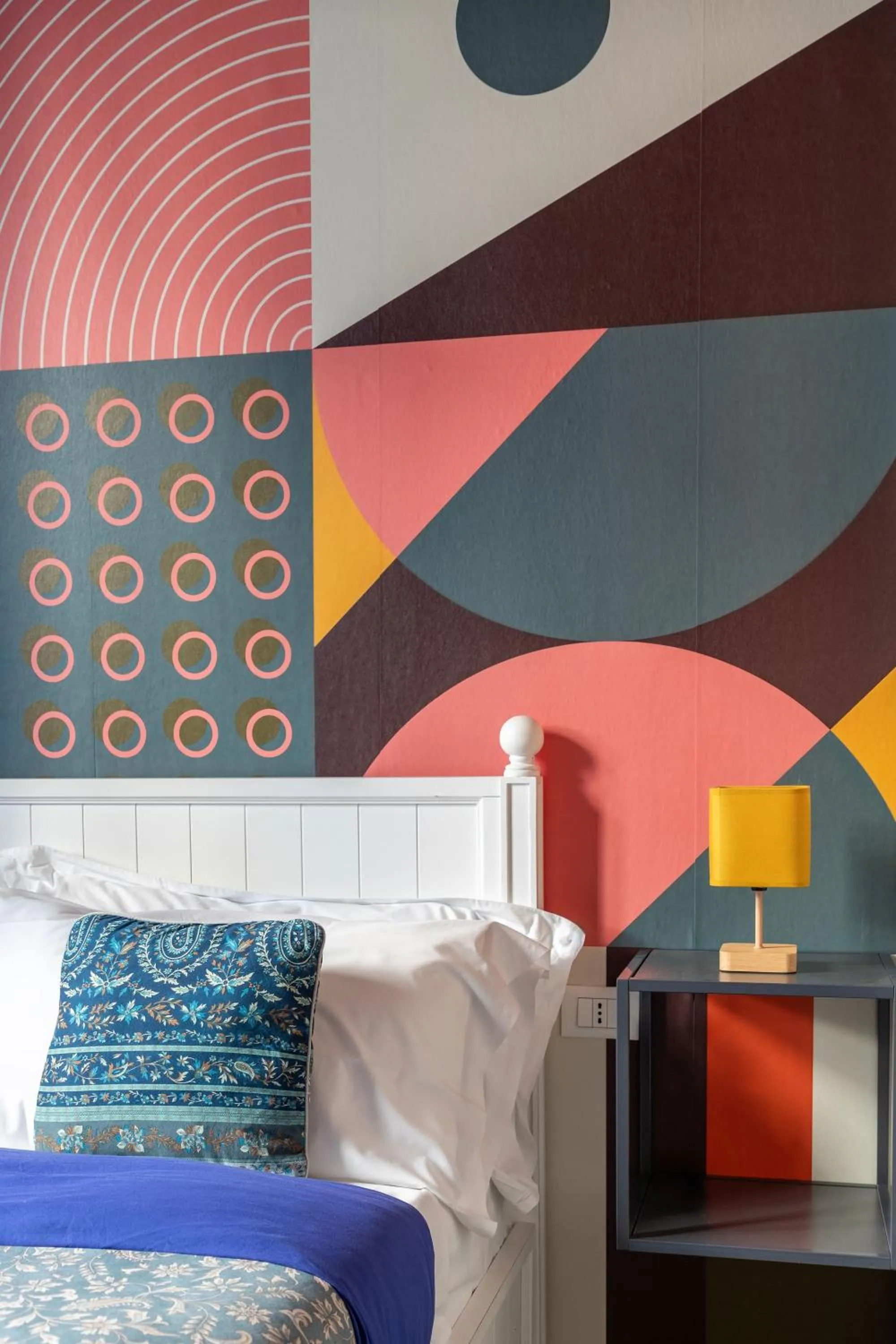 Decorative detail, Bed in Coderooms