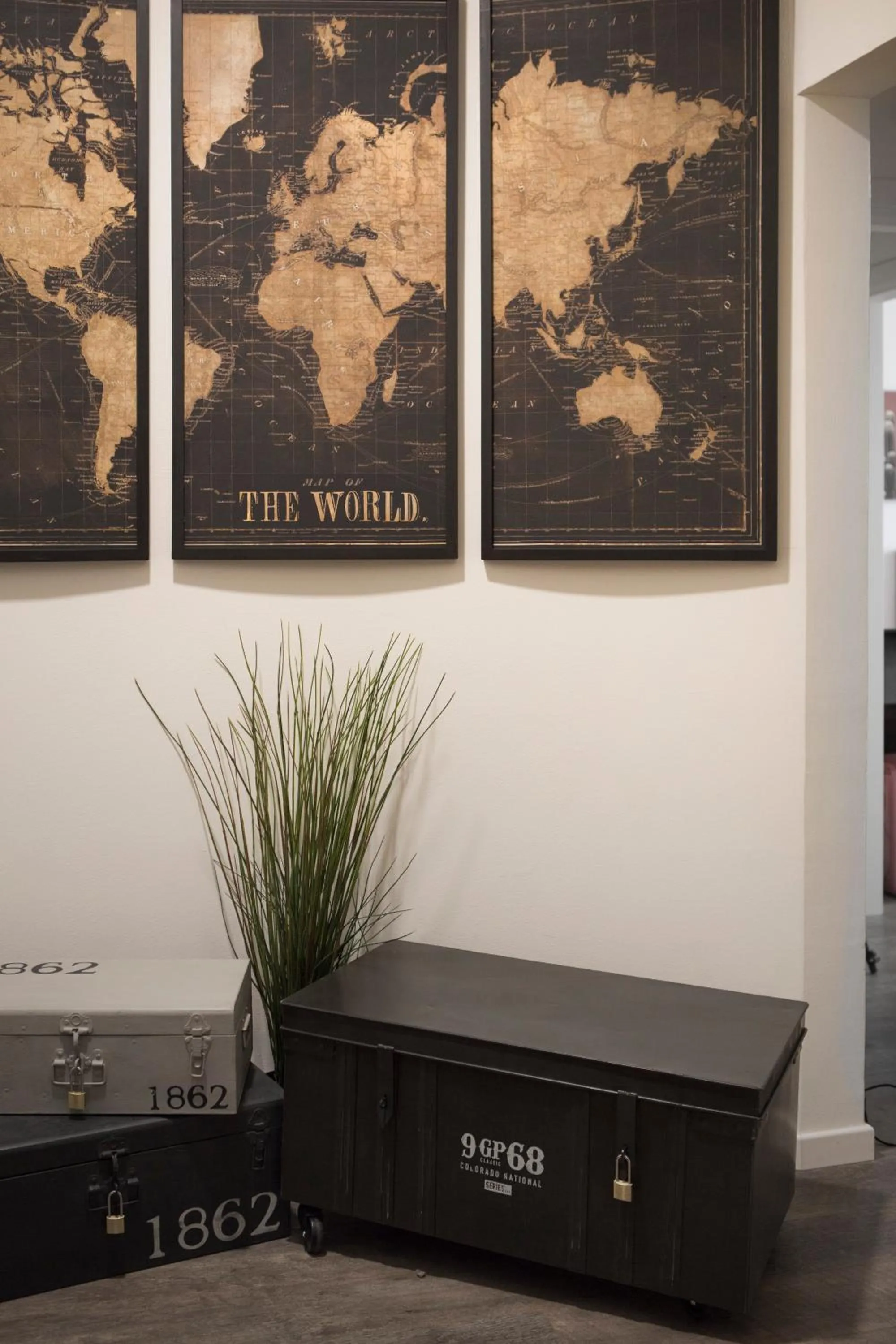 Decorative detail in Coderooms