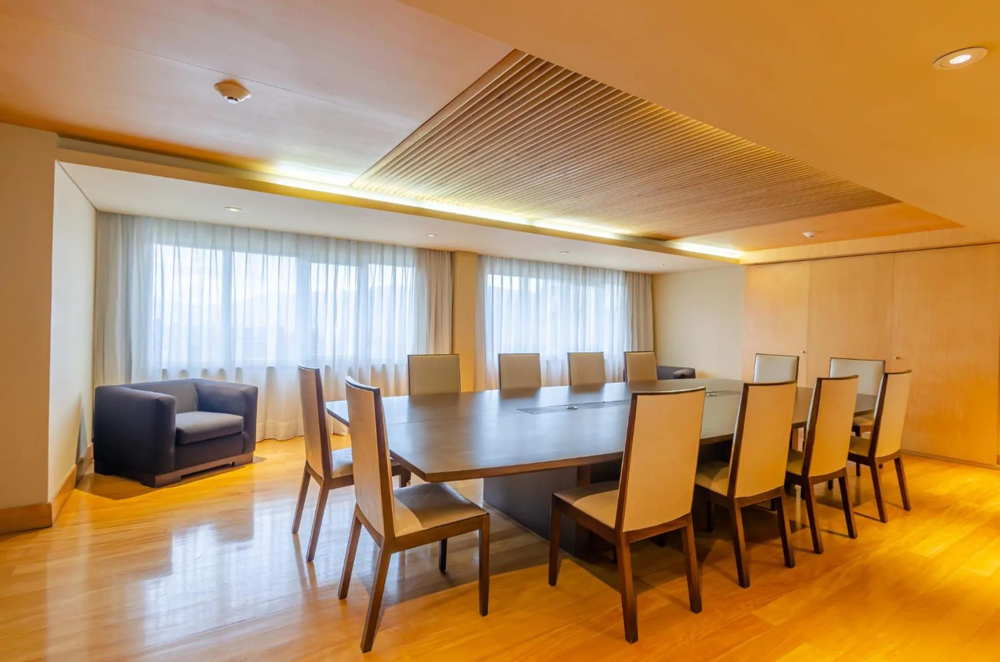 Photo of the whole room in InterContinental Medellin - Movich by IHG