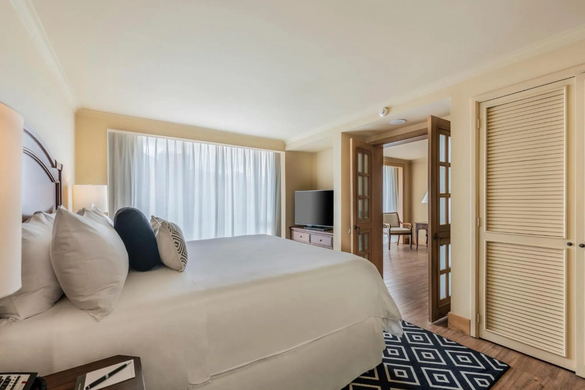 Bedroom, Bed in InterContinental Medellin - Movich by IHG