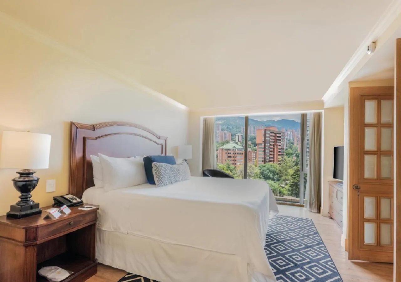 Junior King Suite with Sofa Bed in InterContinental Medellin - Movich by IHG