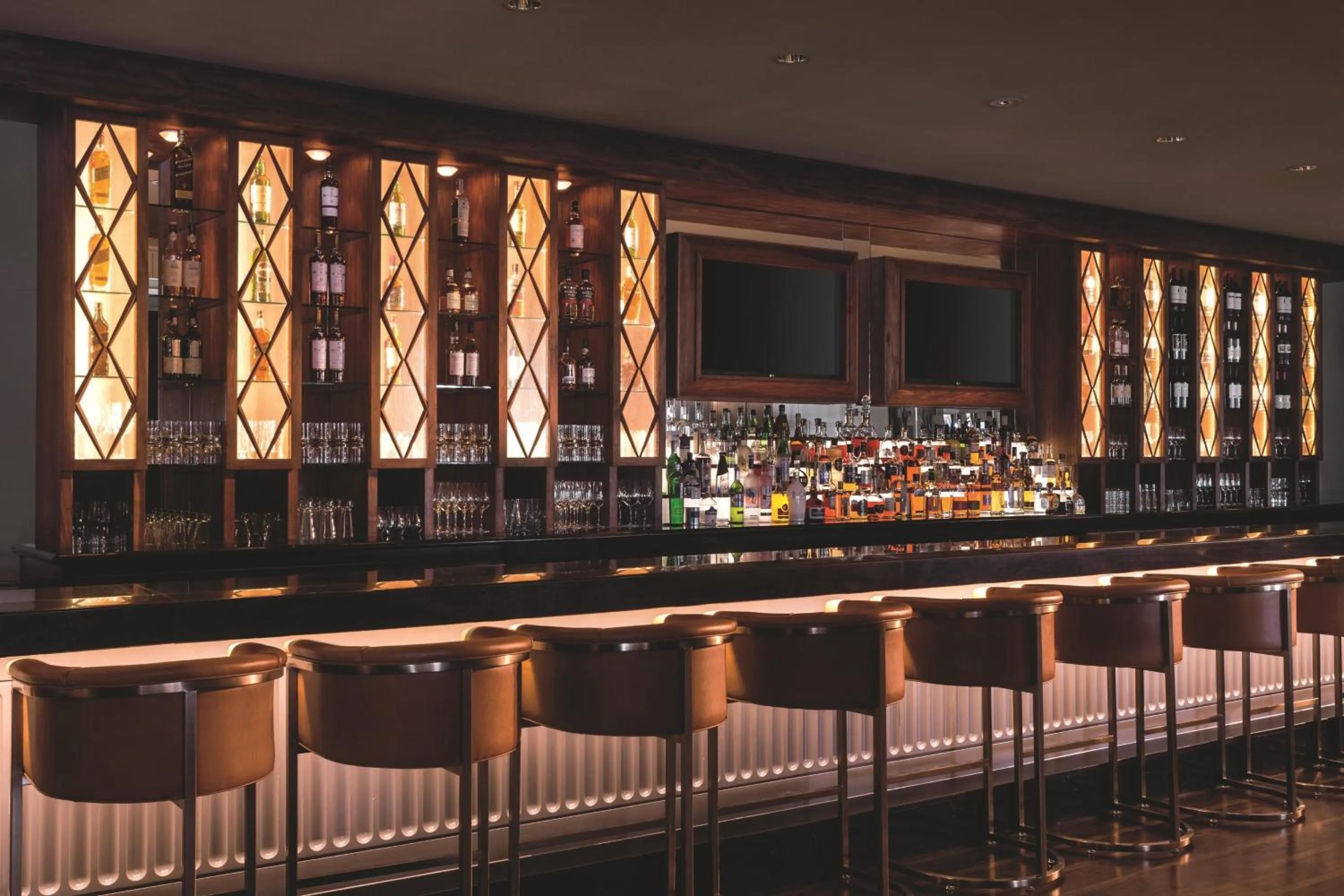 Lounge or bar in The Ritz-Carlton, Marina del Rey