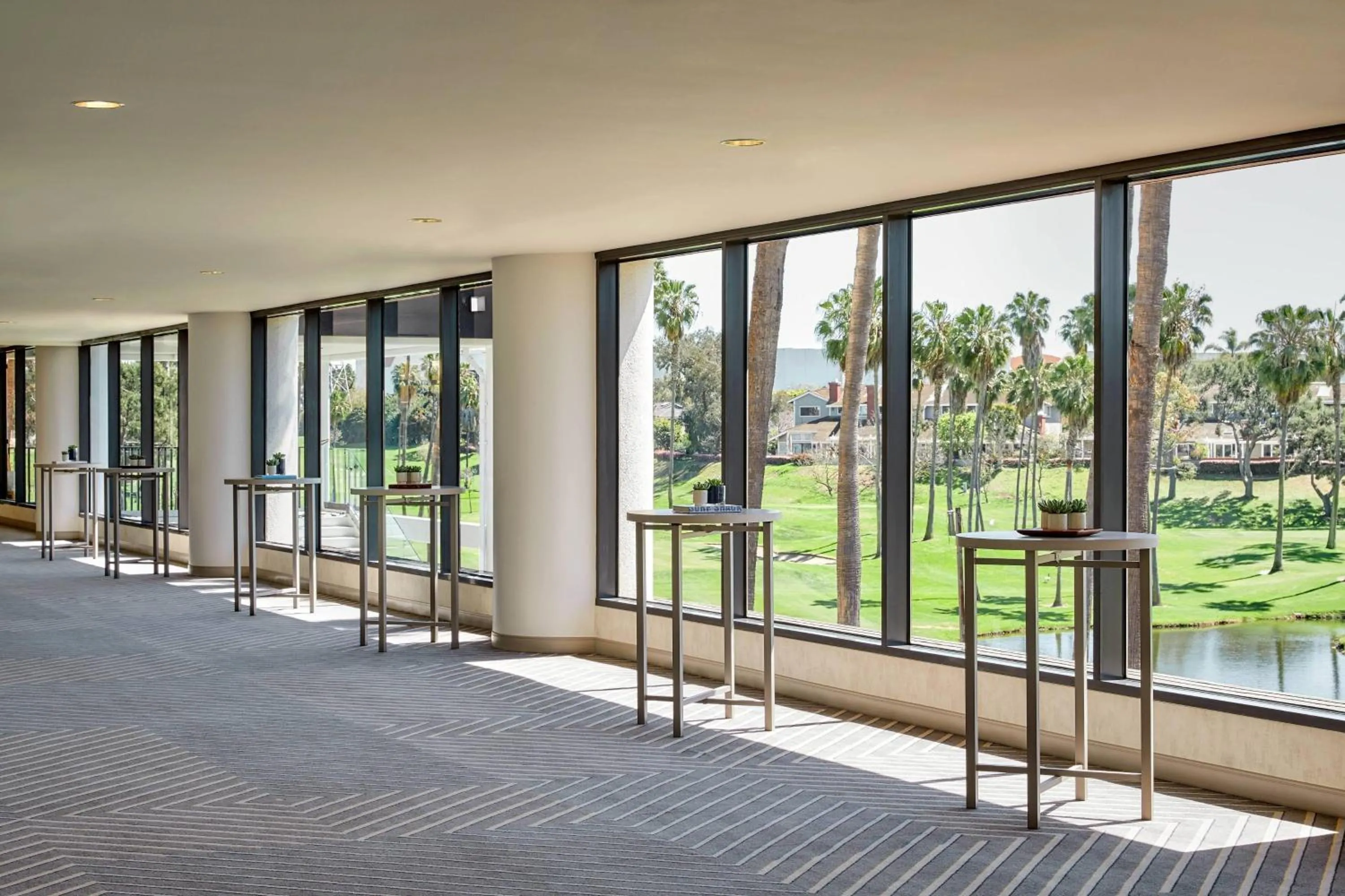 Meeting/conference room in Westdrift Manhattan Beach, Autograph Collection