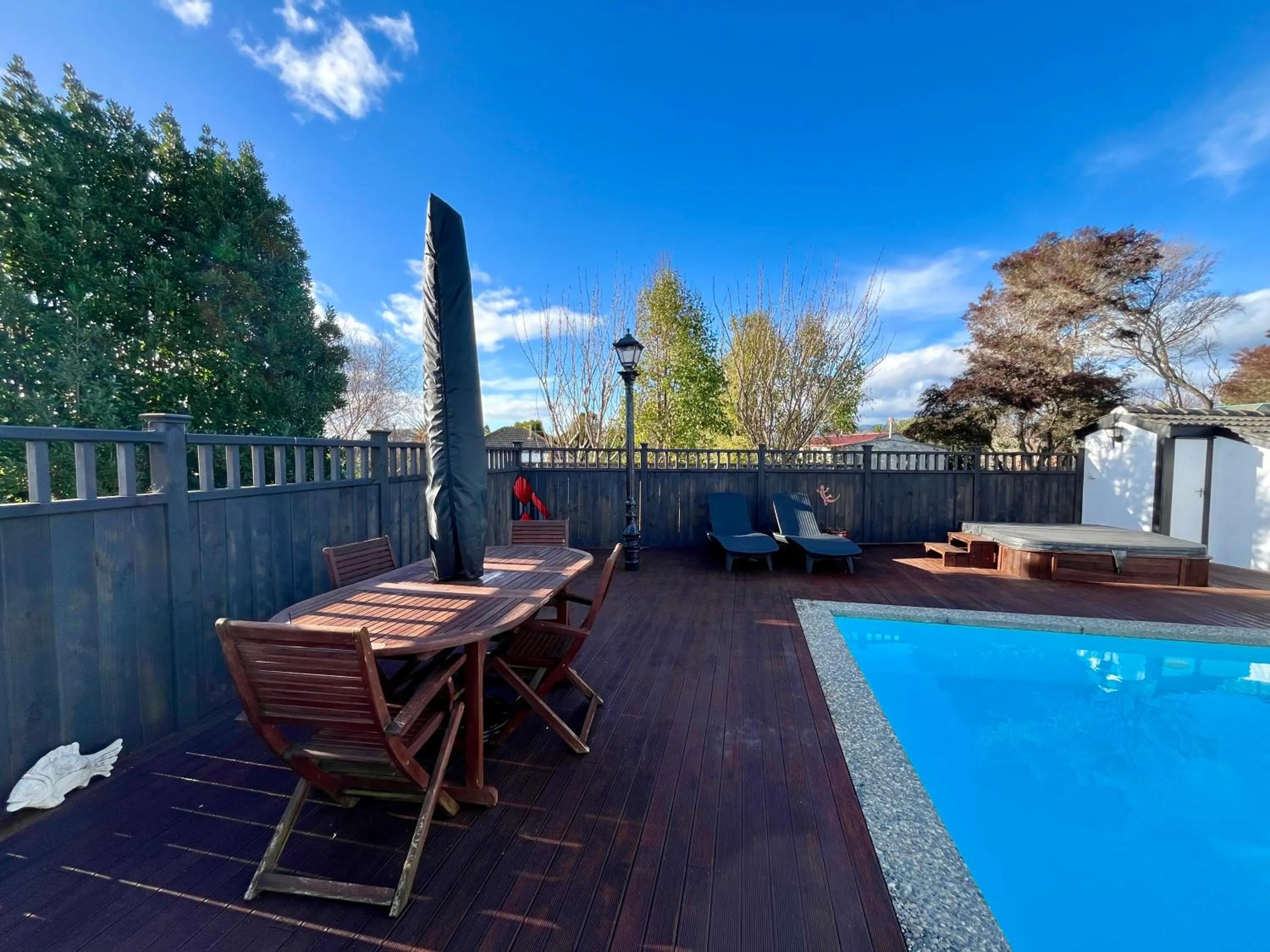 Swimming pool in Tudor Manor Bed & Breakfast