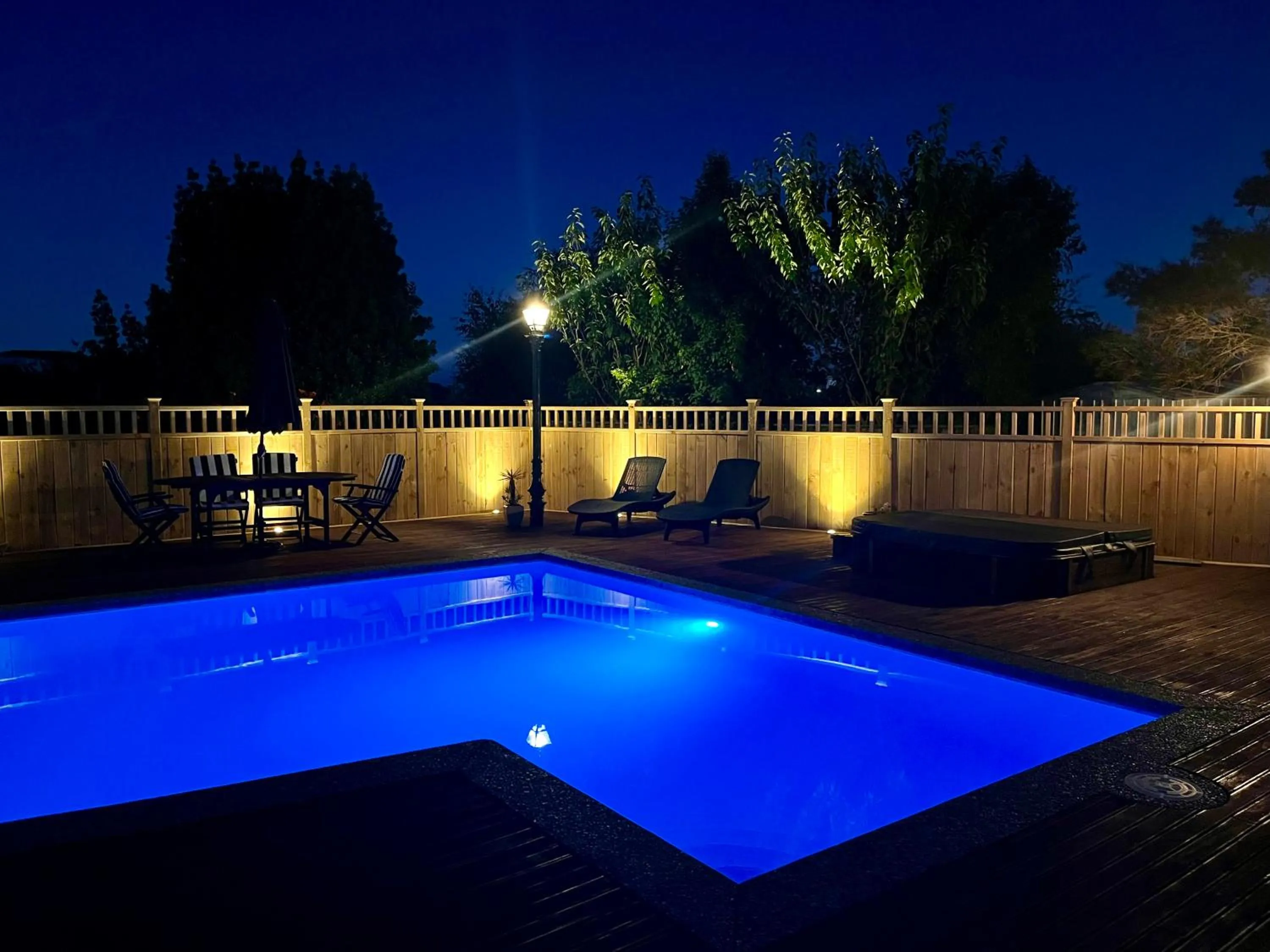 Night in Tudor Manor Bed & Breakfast