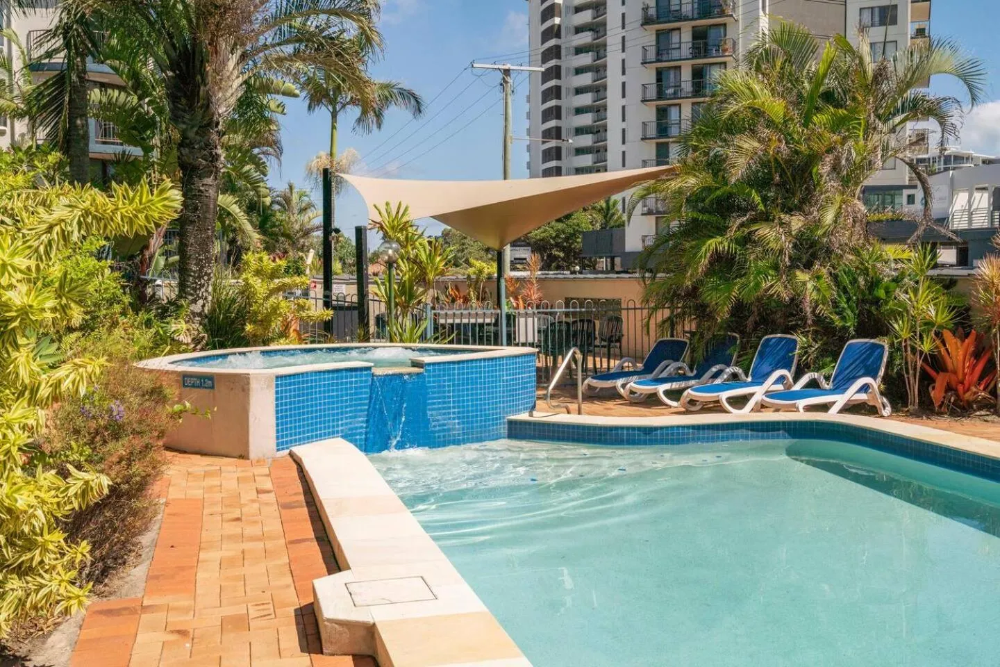 Day in Kalua Holiday Apartments