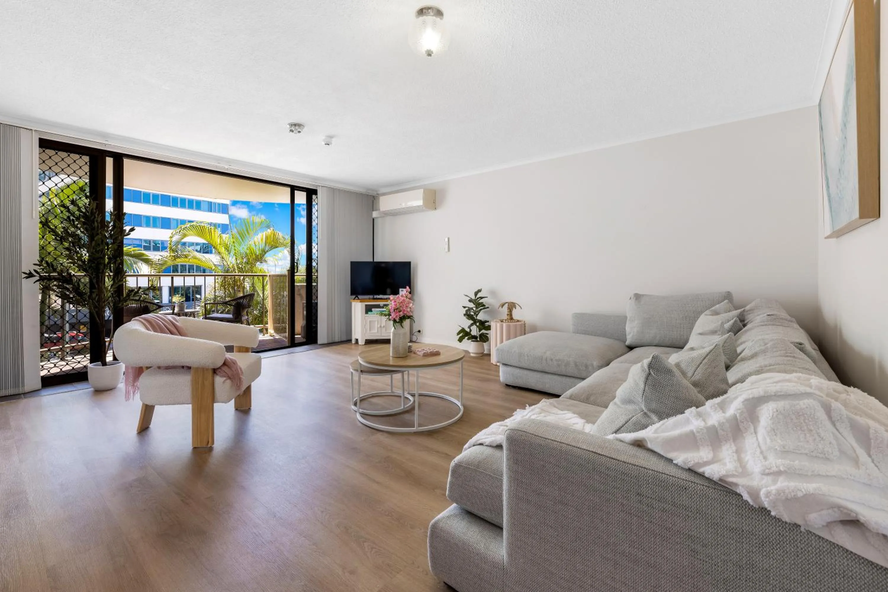 Living room in Kalua Holiday Apartments