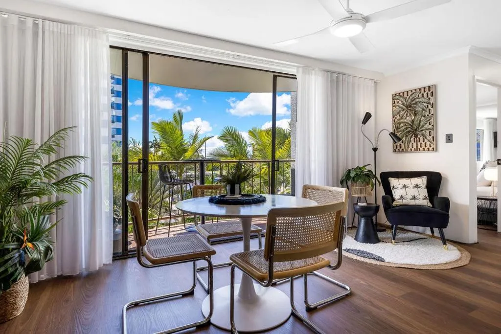 Dining area in Kalua Holiday Apartments