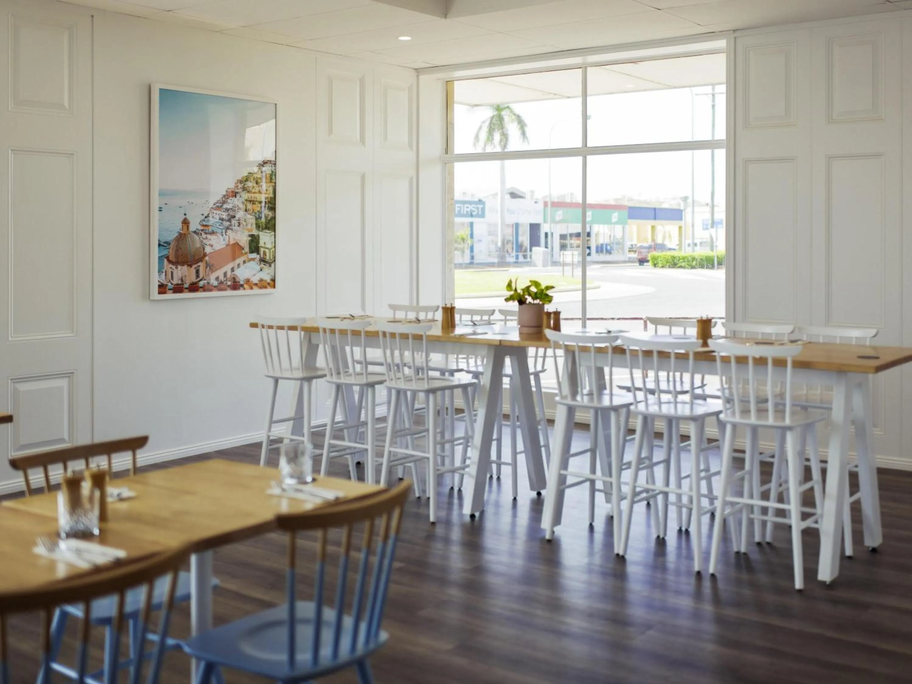 Restaurant/places to eat in ibis Styles Mt Isa Verona