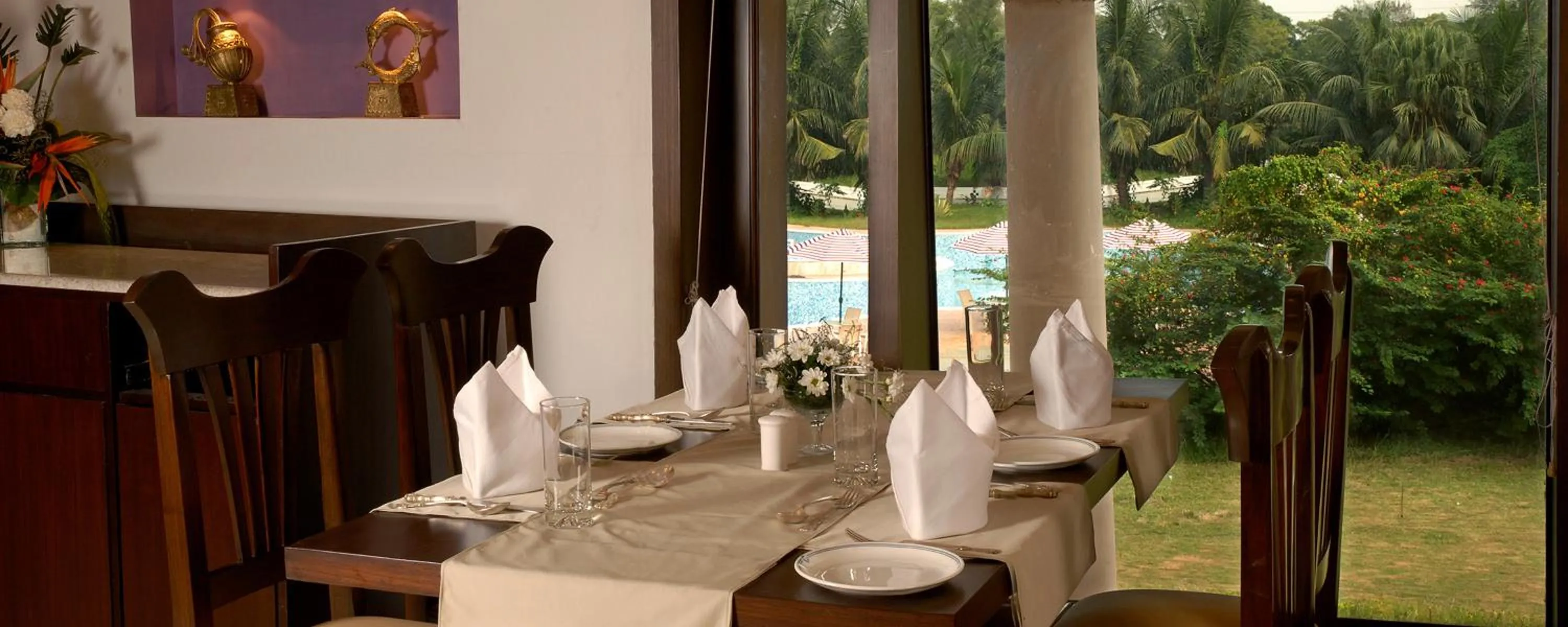 Restaurant/places to eat in Fortune Park Panchwati, Kolkata - Member ITC Hotels' Group