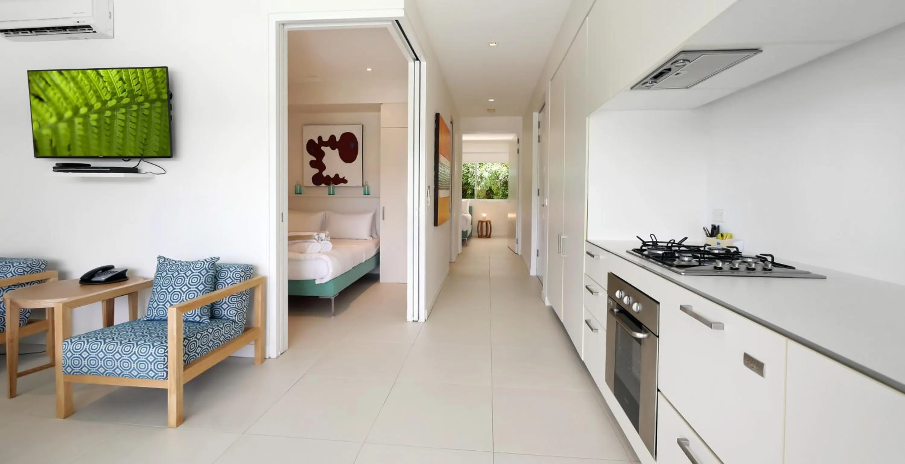 Kitchen or kitchenette in Pool Resort Port Douglas