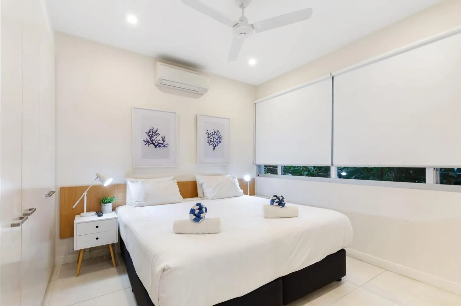 Bedroom, Bed in Pool Resort Port Douglas