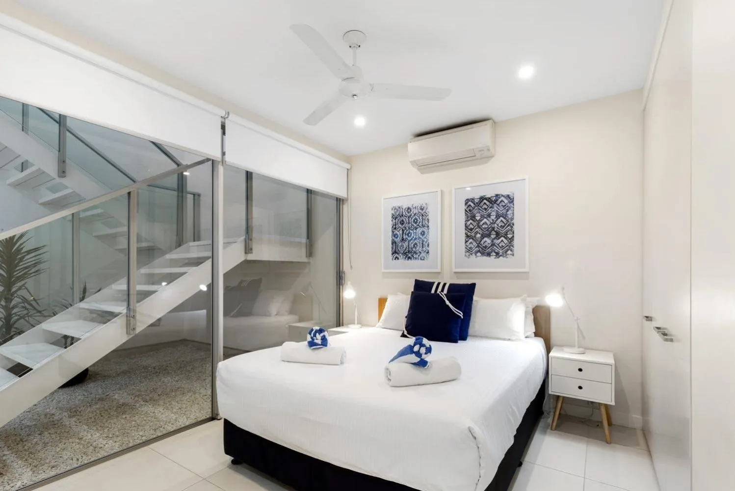 Bedroom, Bed in Pool Resort Port Douglas