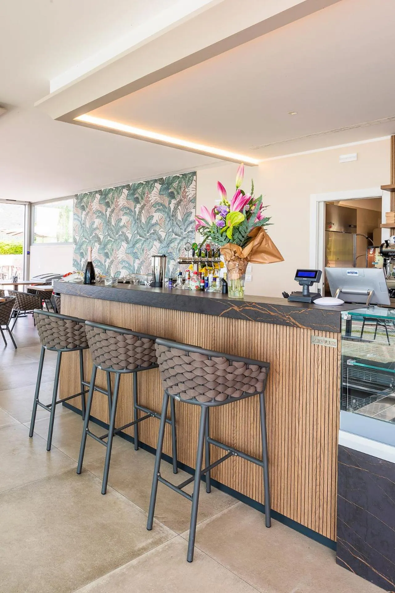 Restaurant/places to eat in Hotel Du Parc