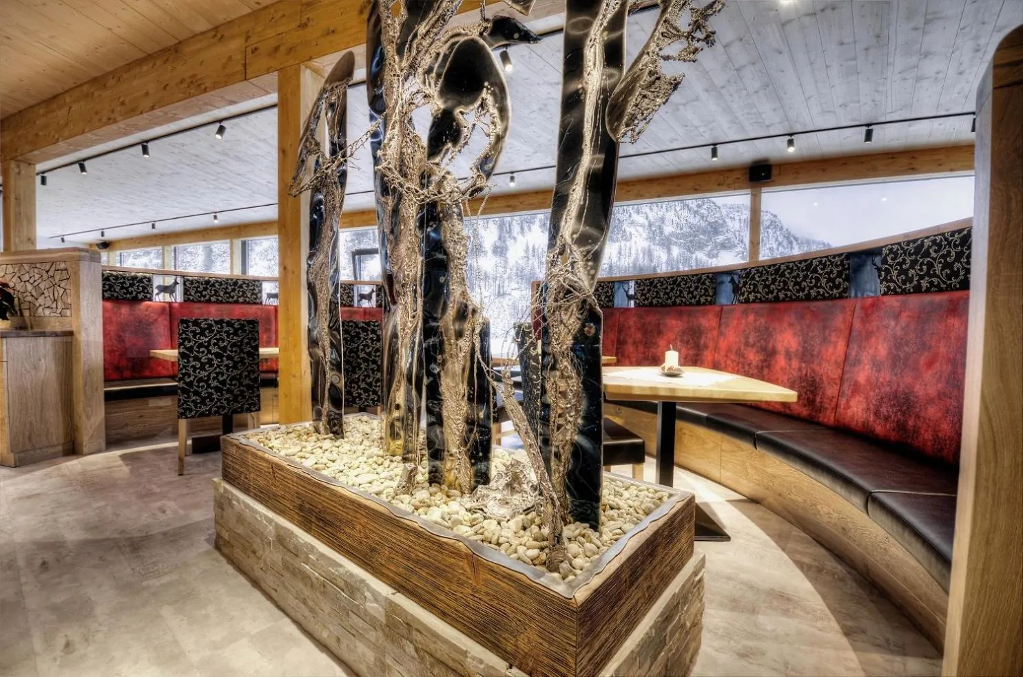 Restaurant/places to eat in Appartement & Suiten Hotel Glöcknerin