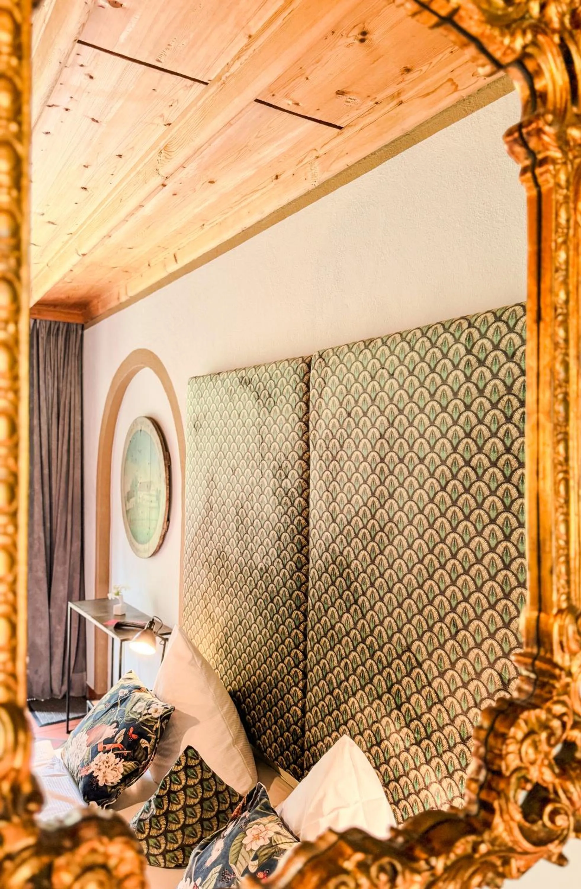 Photo of the whole room, Bed in Villa Fantasia Budget Boutique Hotel