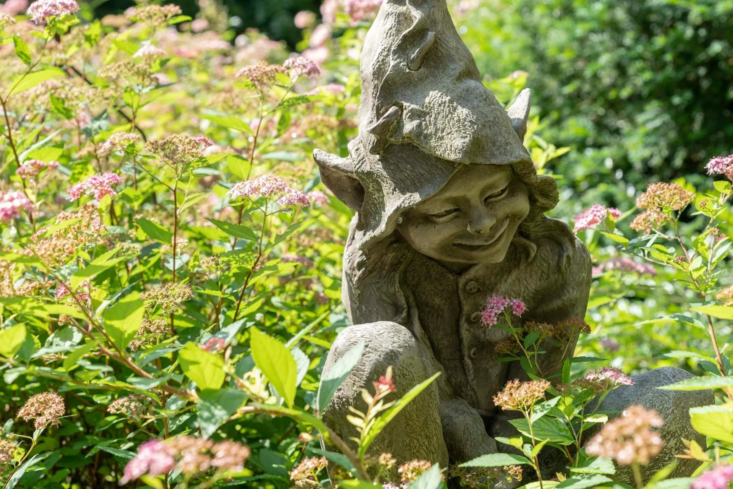 Property building in Villa Fantasia Budget Boutique Hotel