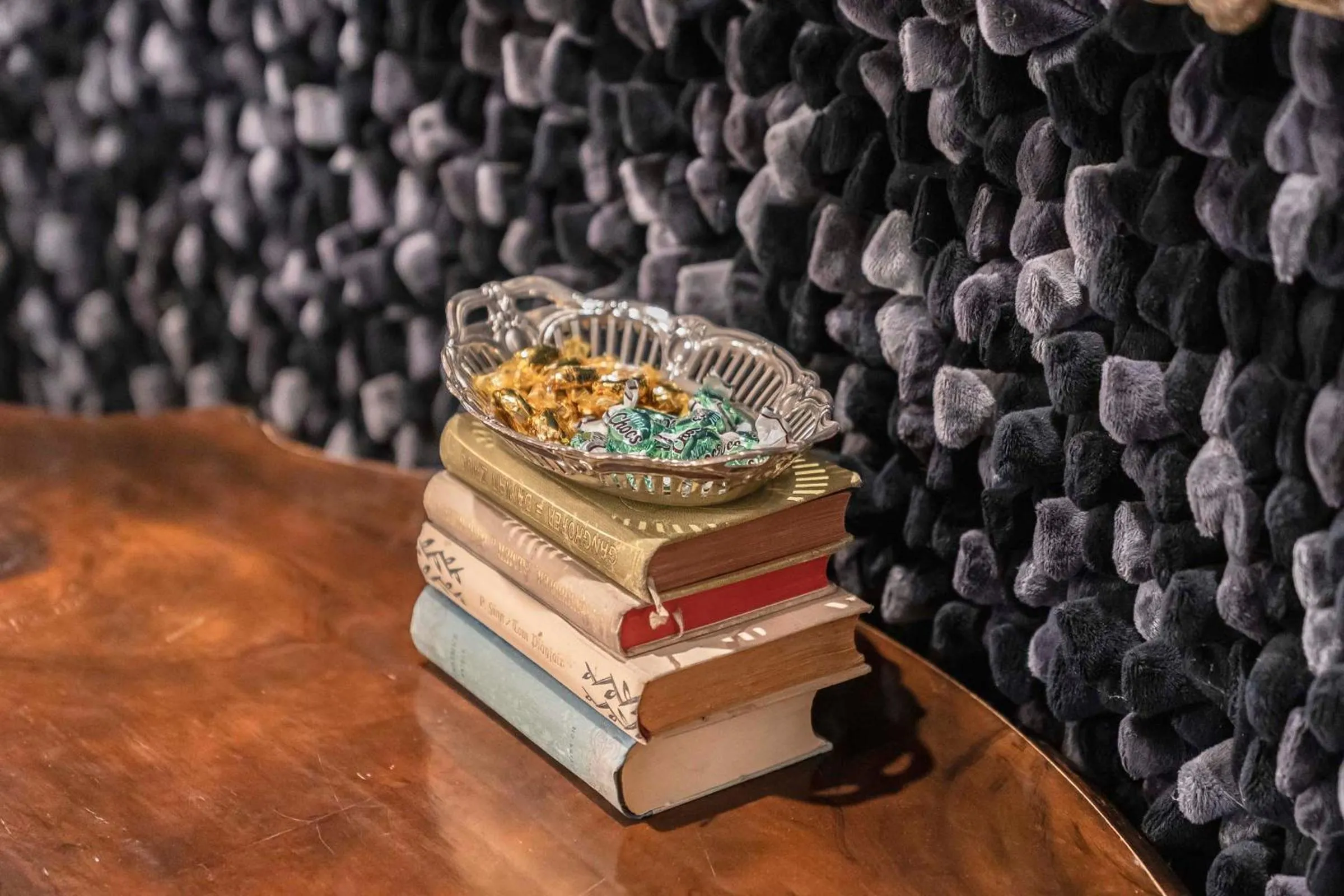 Decorative detail in Villa Fantasia Budget Boutique Hotel