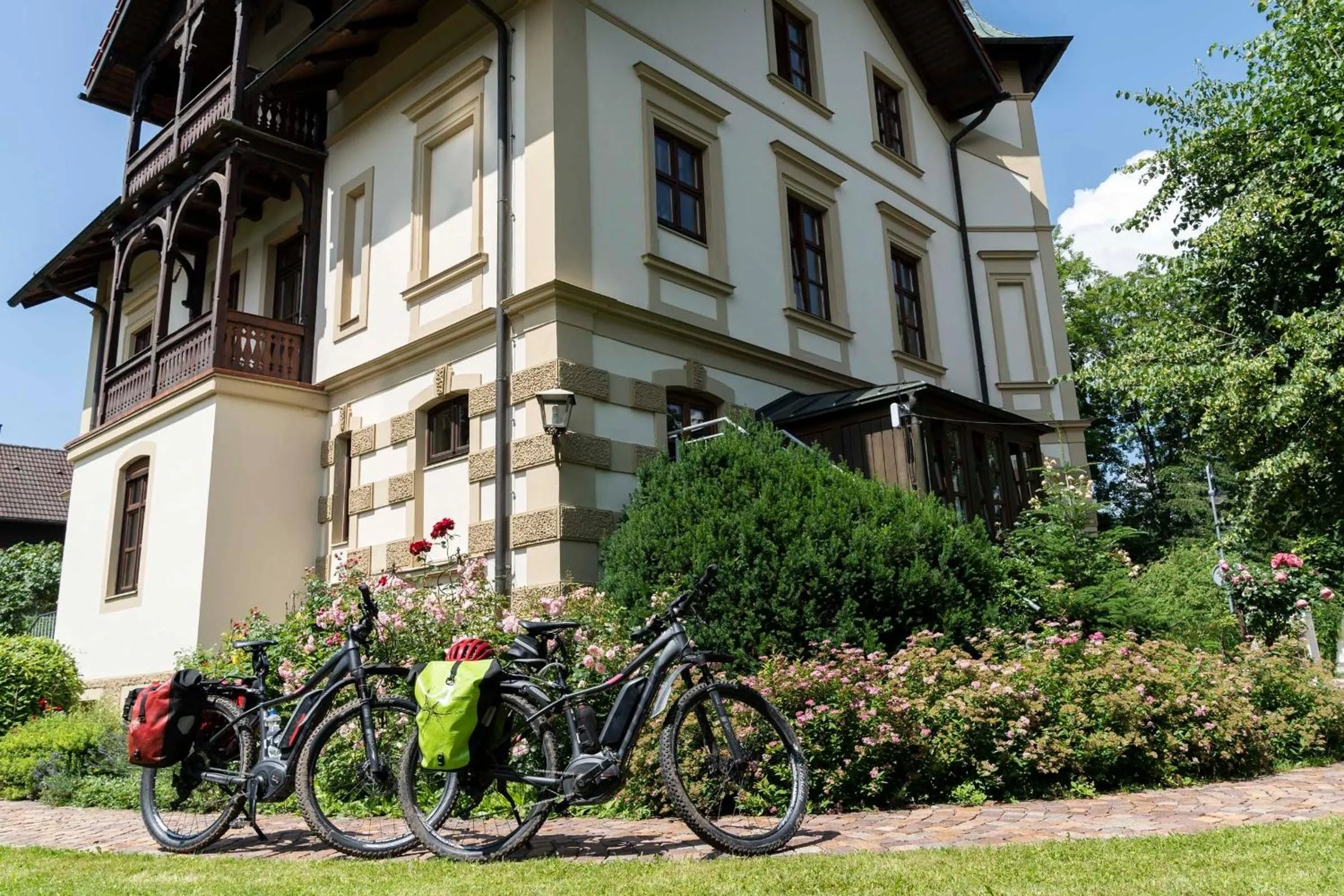 Property building in Villa Fantasia Budget Boutique Hotel