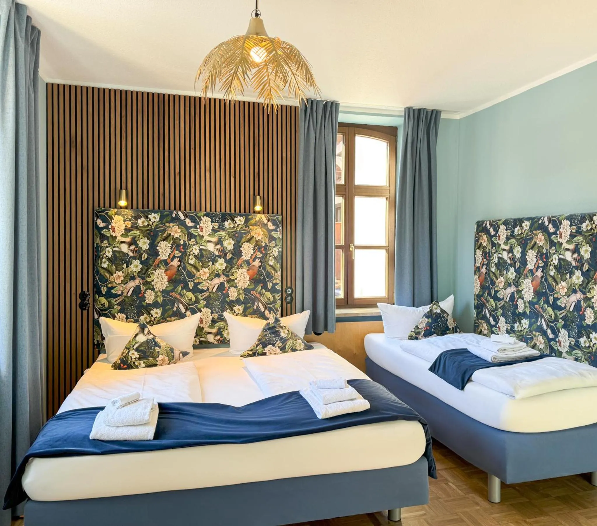 Bedroom, Bed in Villa Fantasia Budget Boutique Hotel