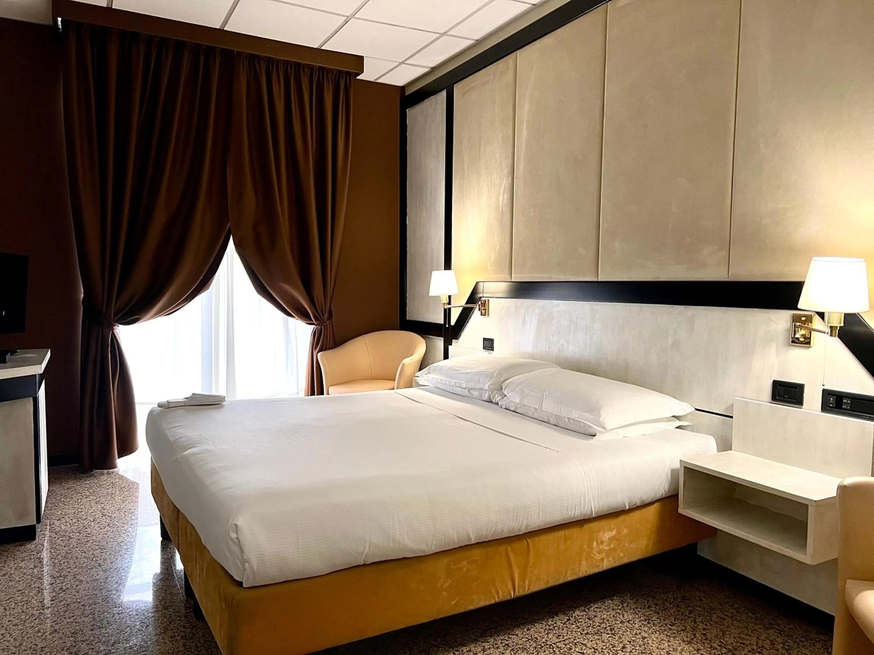 Bedroom, Bed in Hotel Diamante