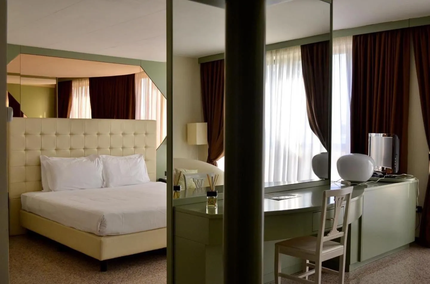 Bedroom, Bed in Hotel Diamante