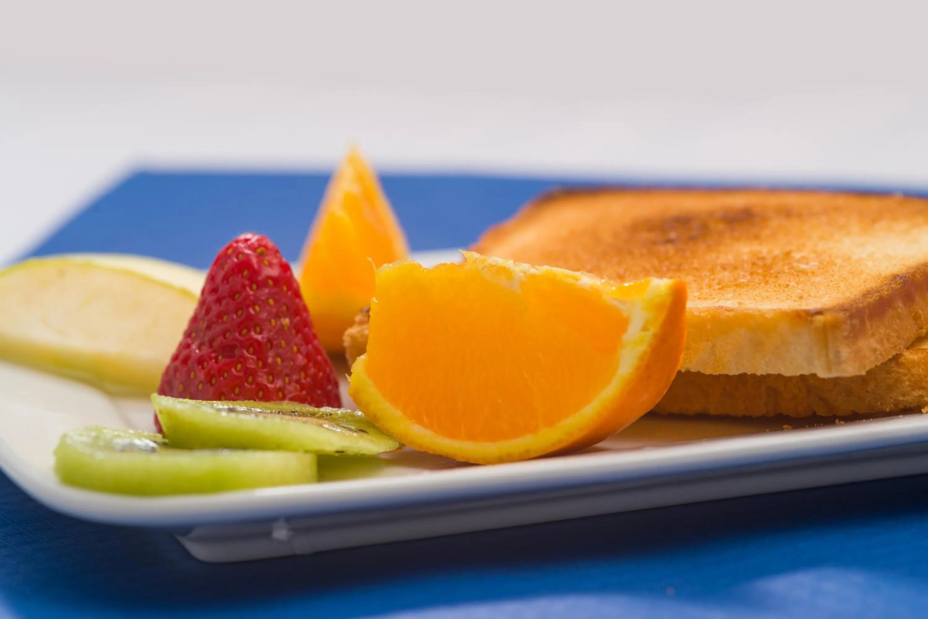 Continental breakfast in Bell Port Hotel