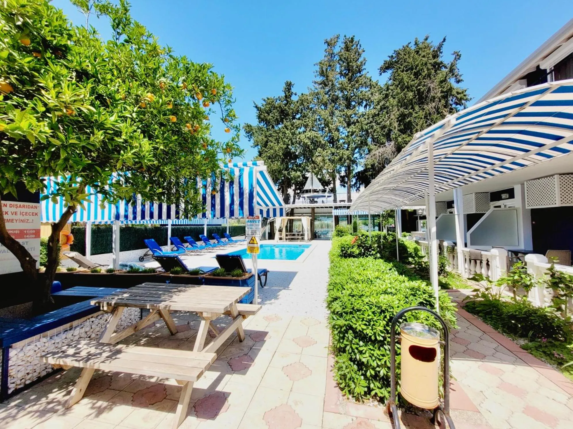 Property building in Berg Hotel