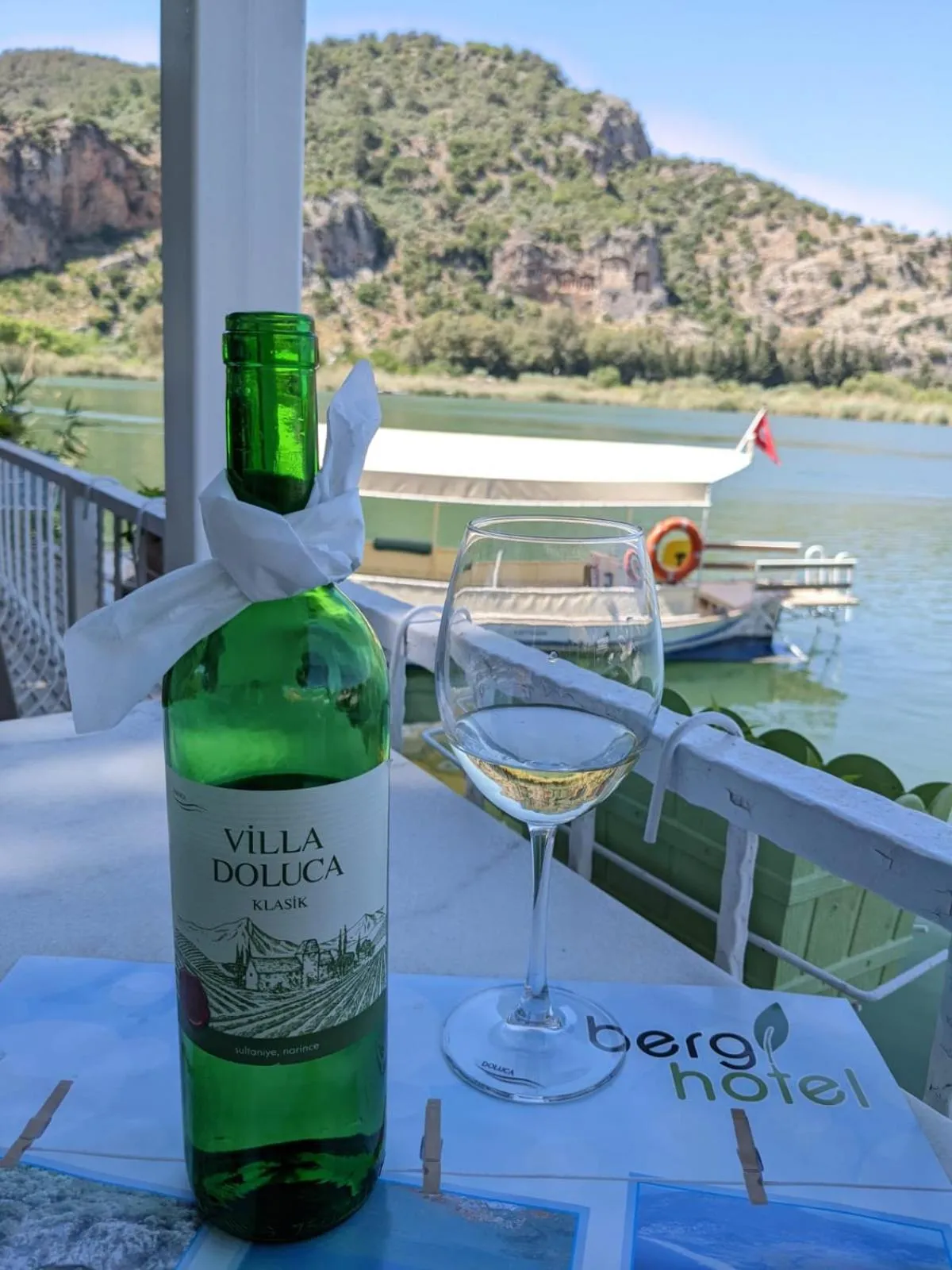 Food and drinks in Berg Hotel