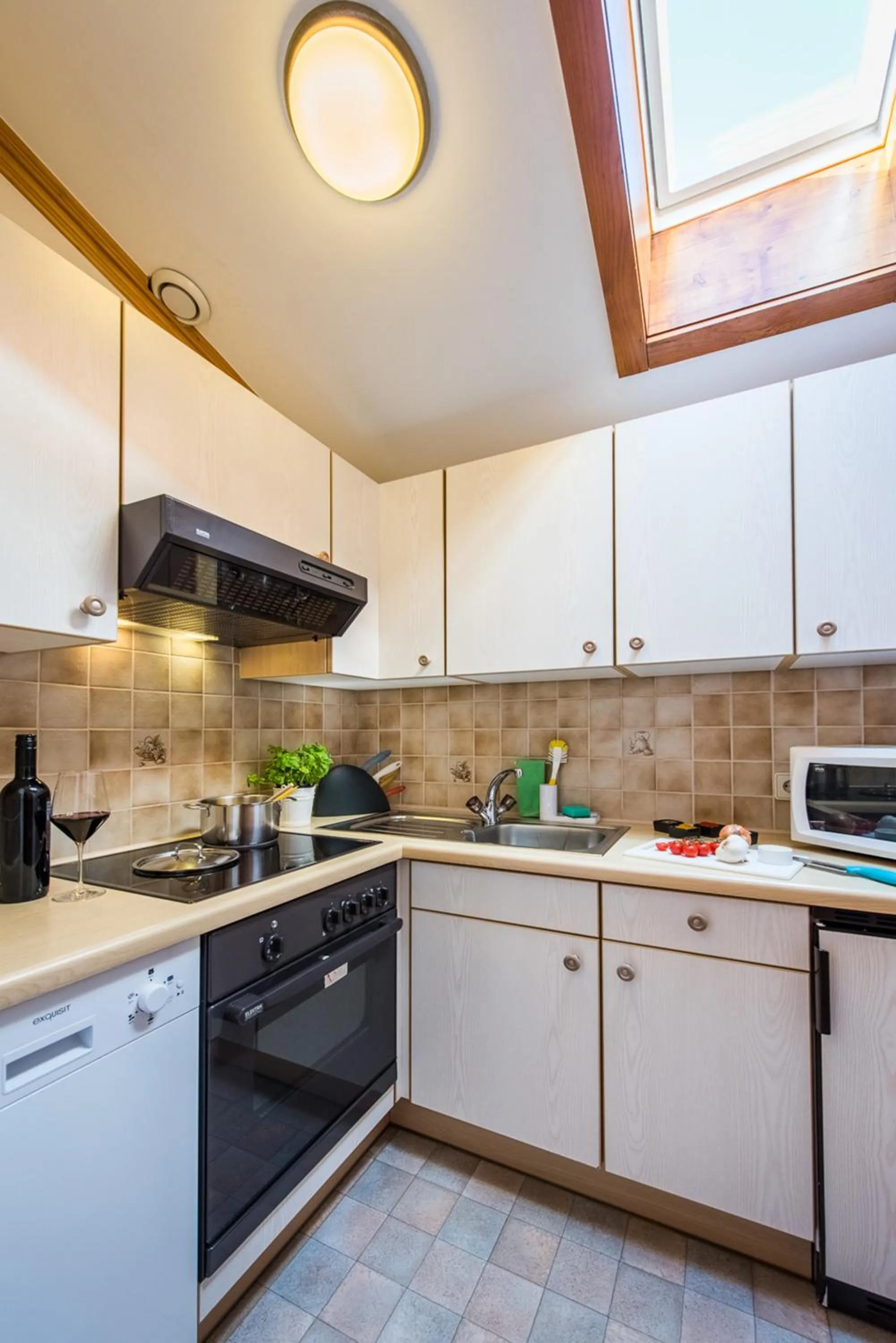Kitchen or kitchenette in Appartementhaus Alpenrose