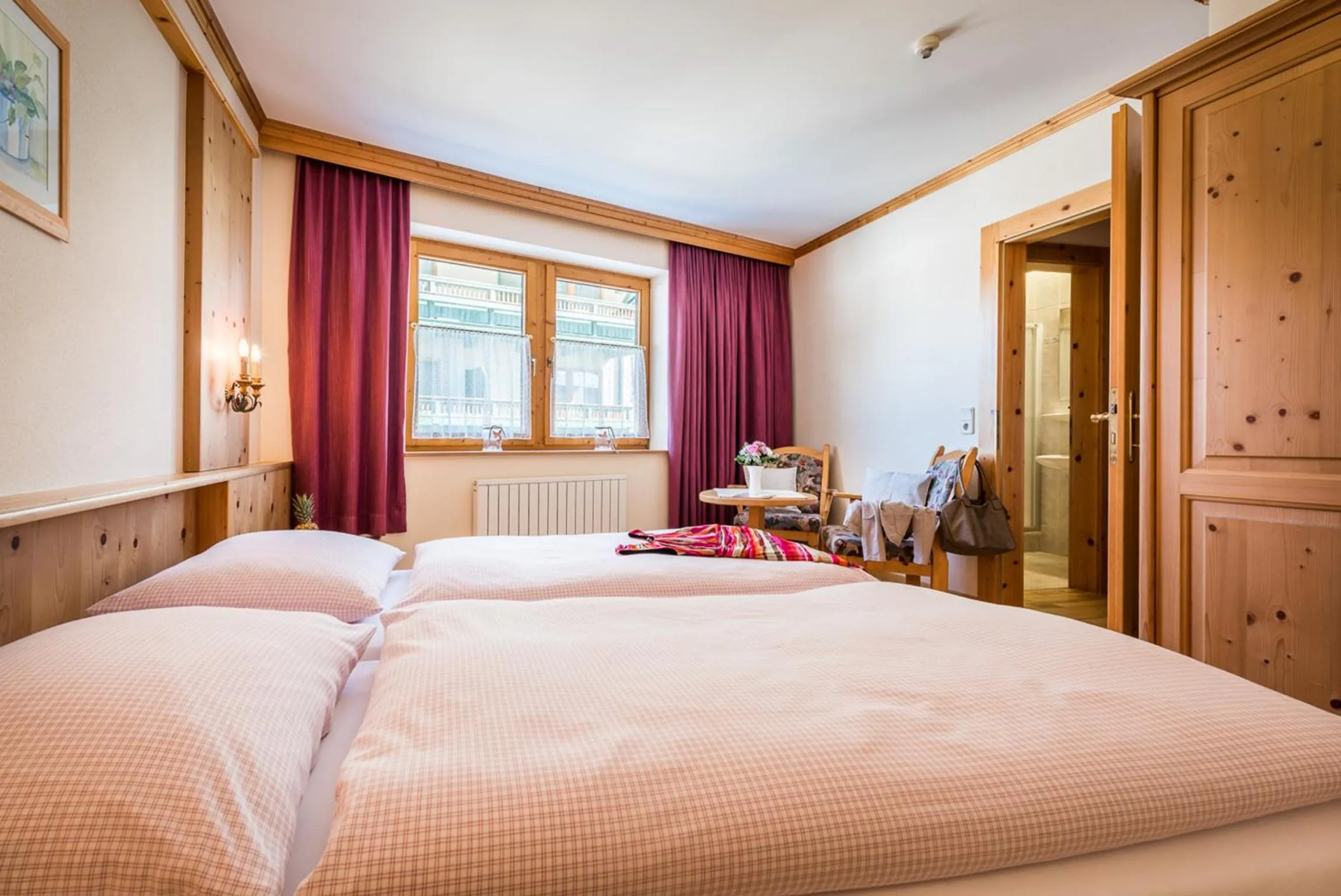 Bed in Appartementhaus Alpenrose