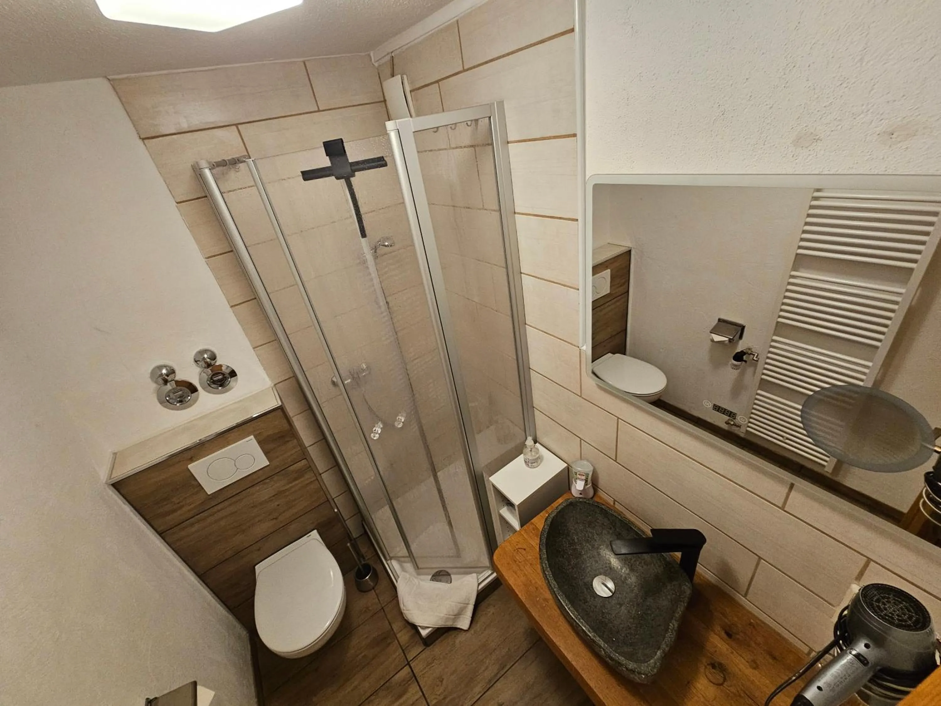 Bathroom in Landhotel Bartlehof