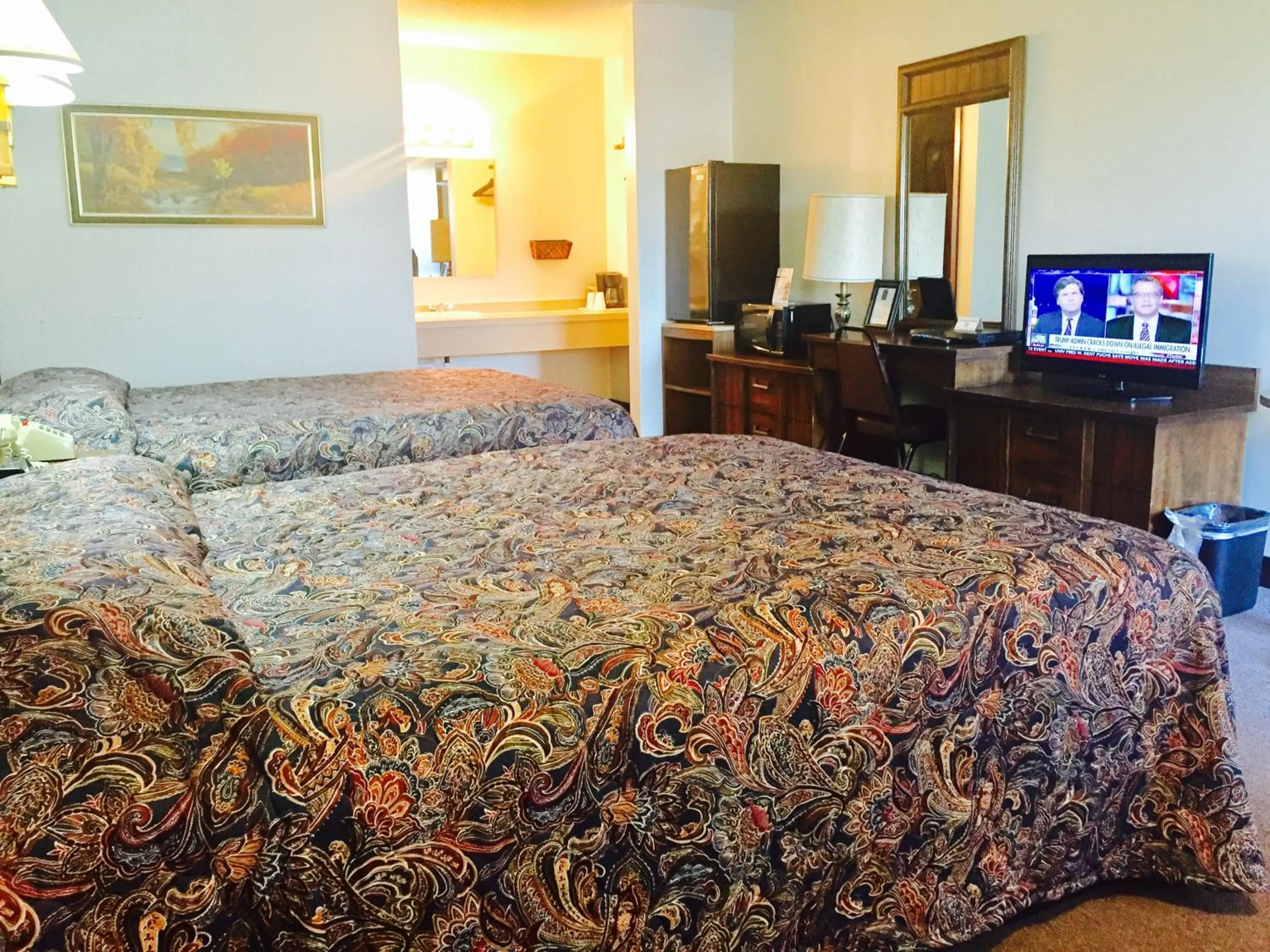 Bed in Rock City Motel