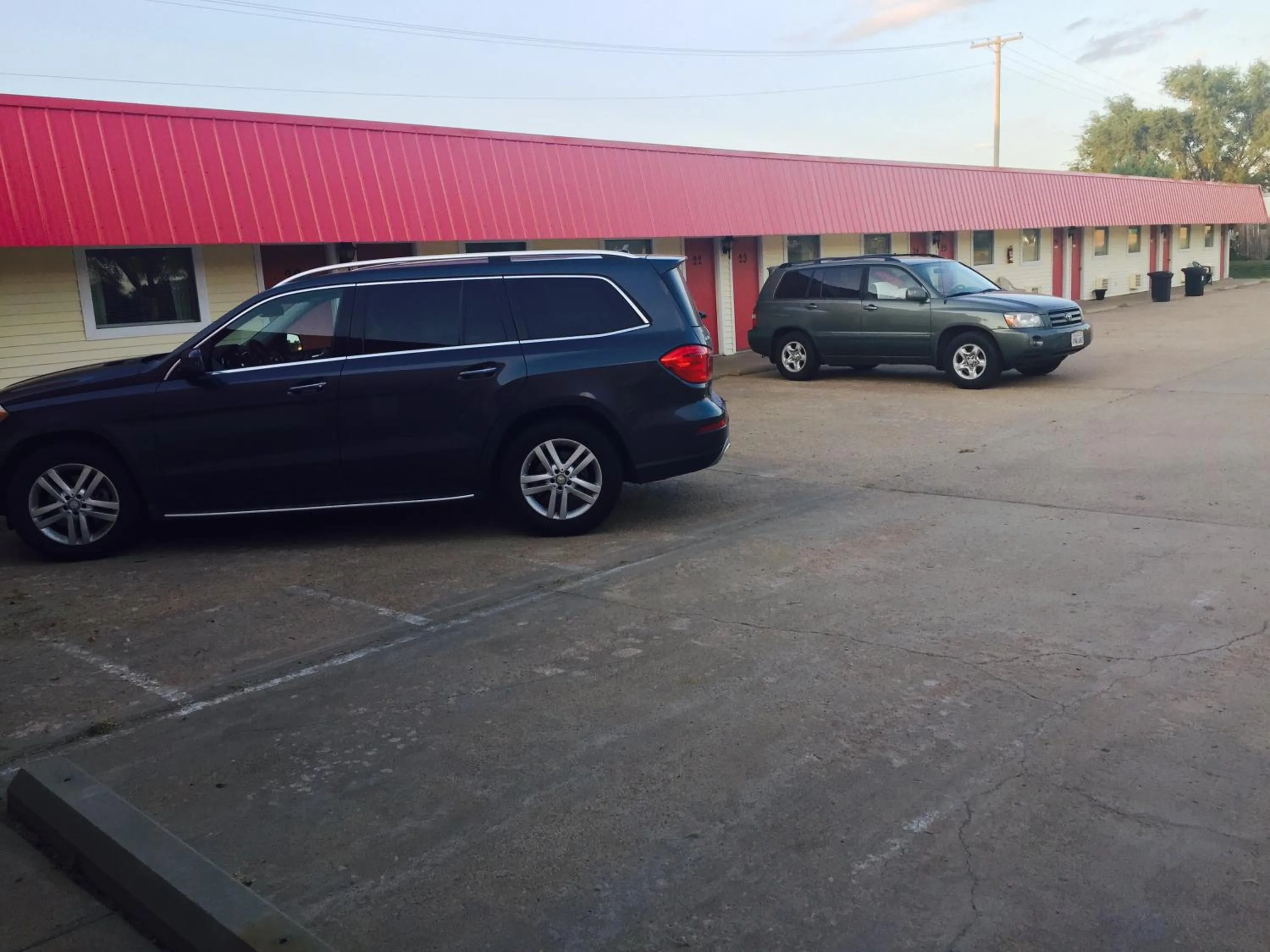 Property building in Rock City Motel