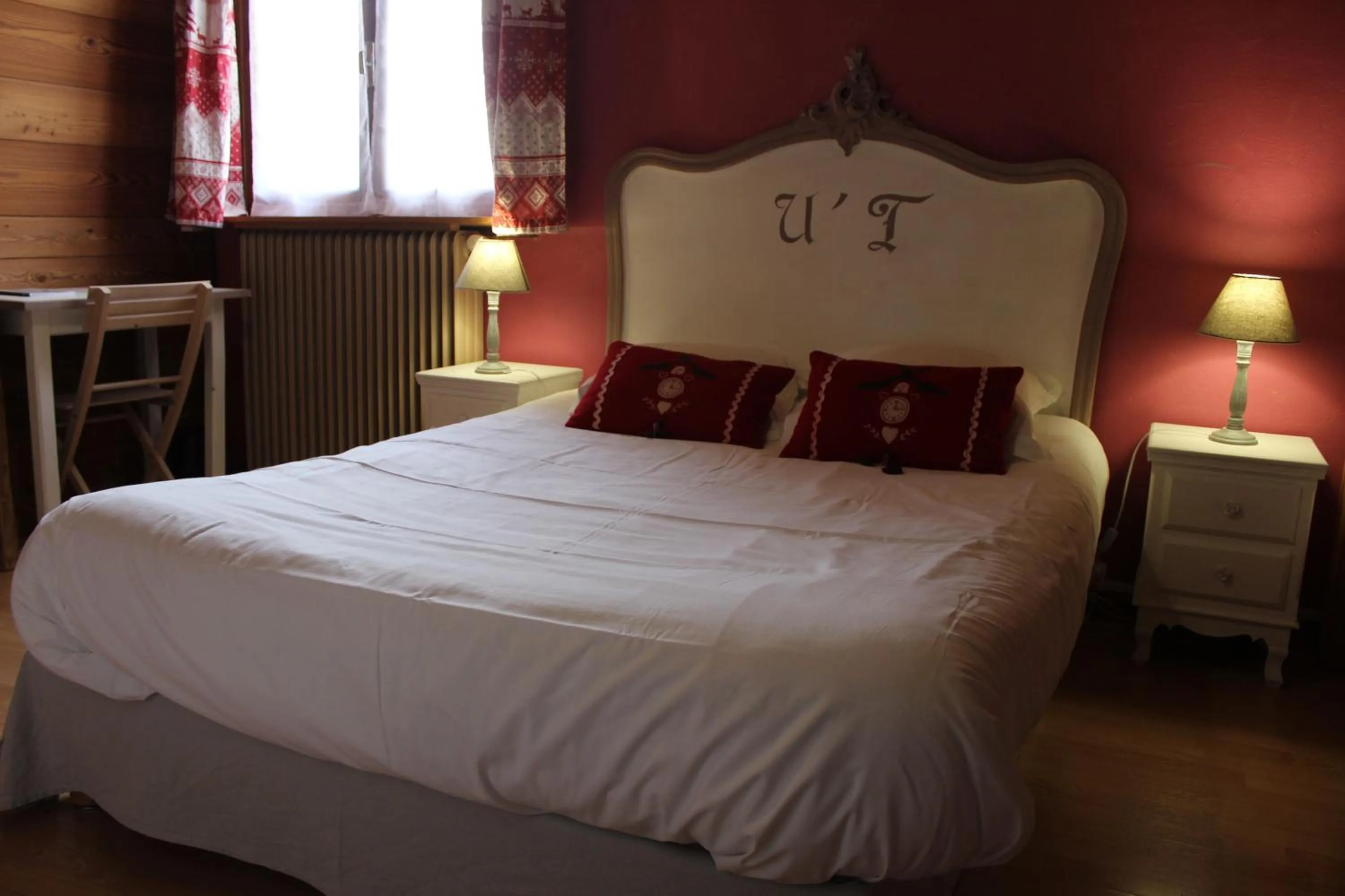 Bedroom, Bed in Hôtel Restaurant U'Fredy