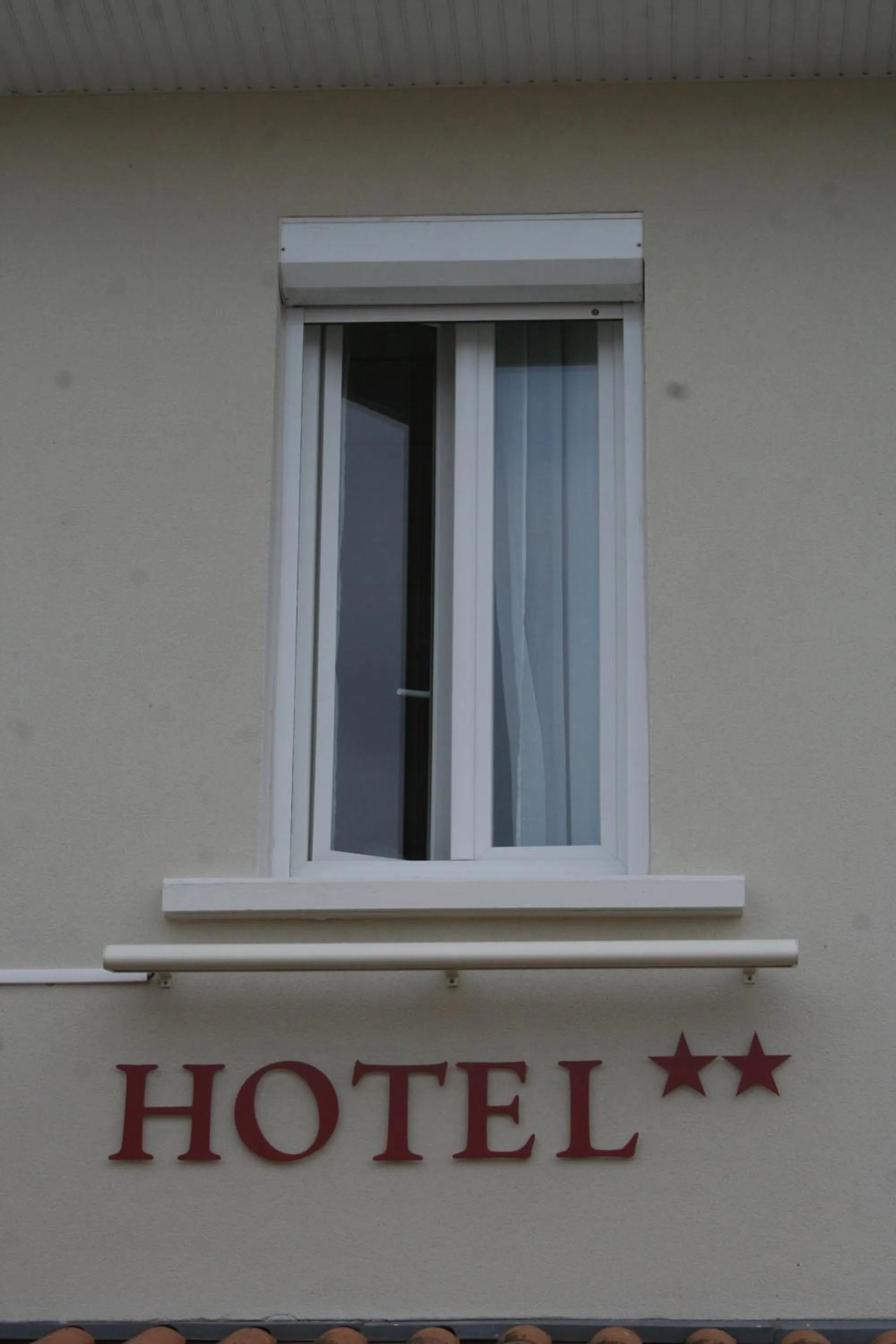 Facade/entrance in Hôtel Les Italiens