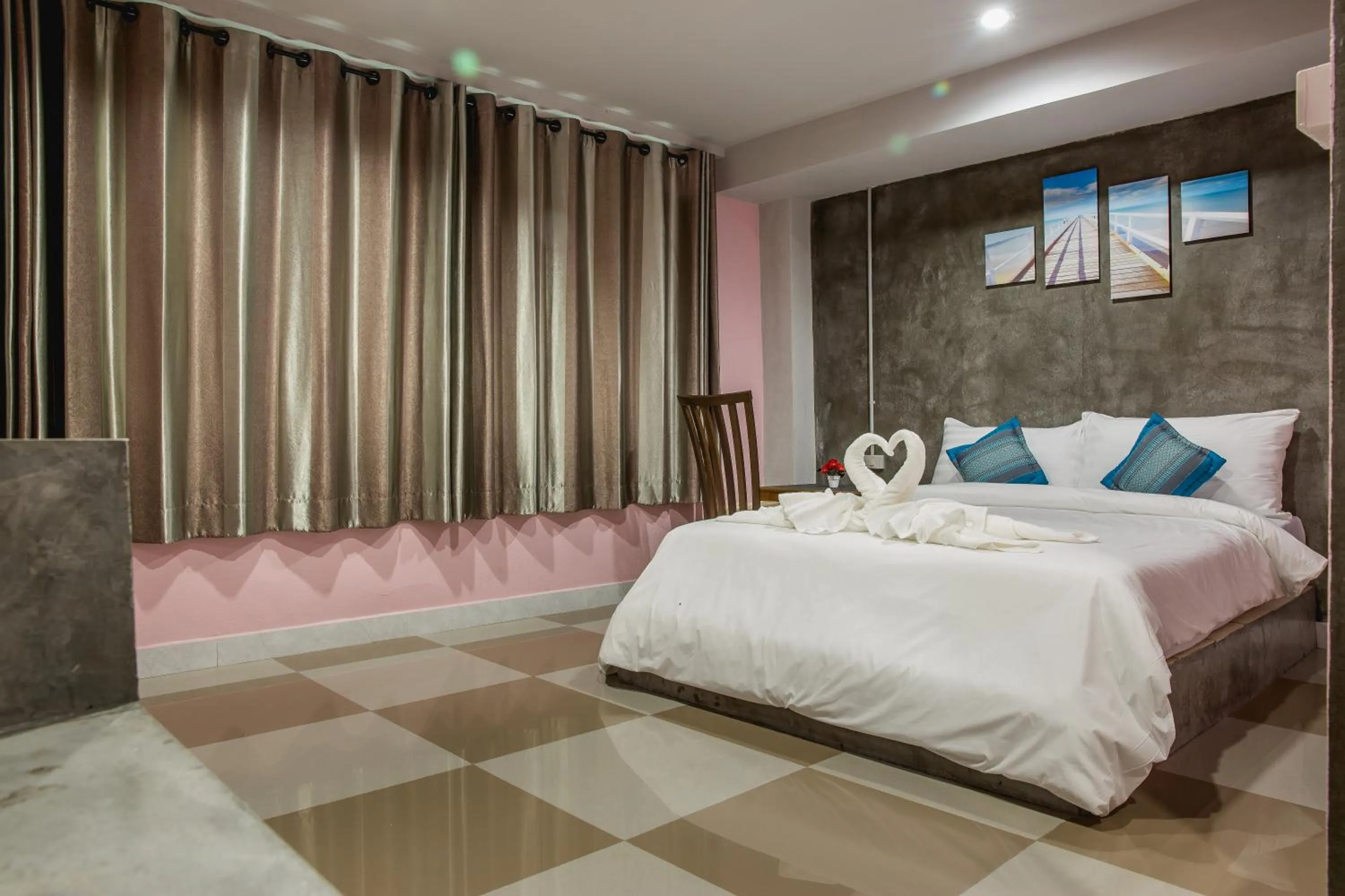 Bed in The Guest Hotel Krabi