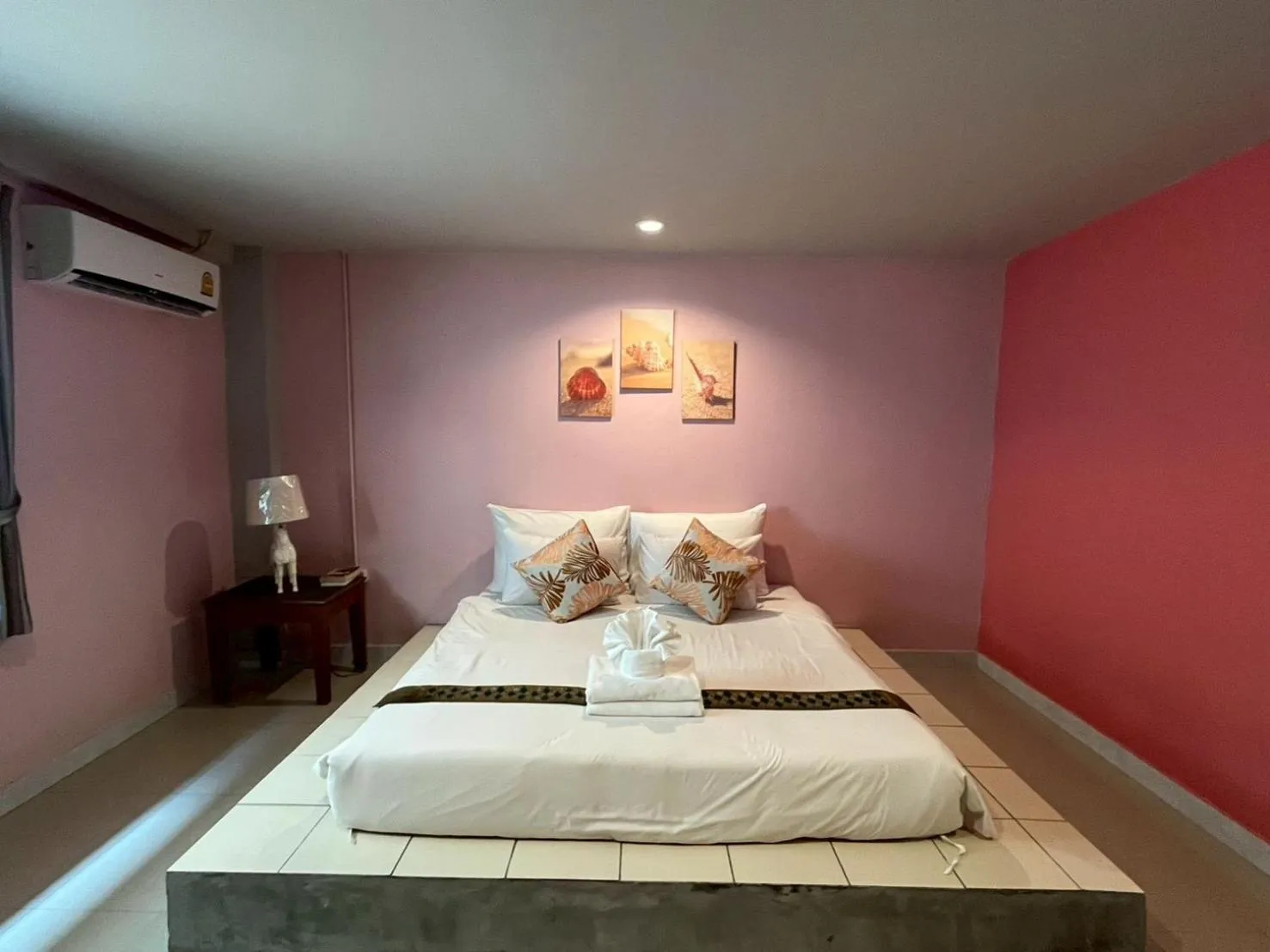 Bed in The Guest Hotel Krabi