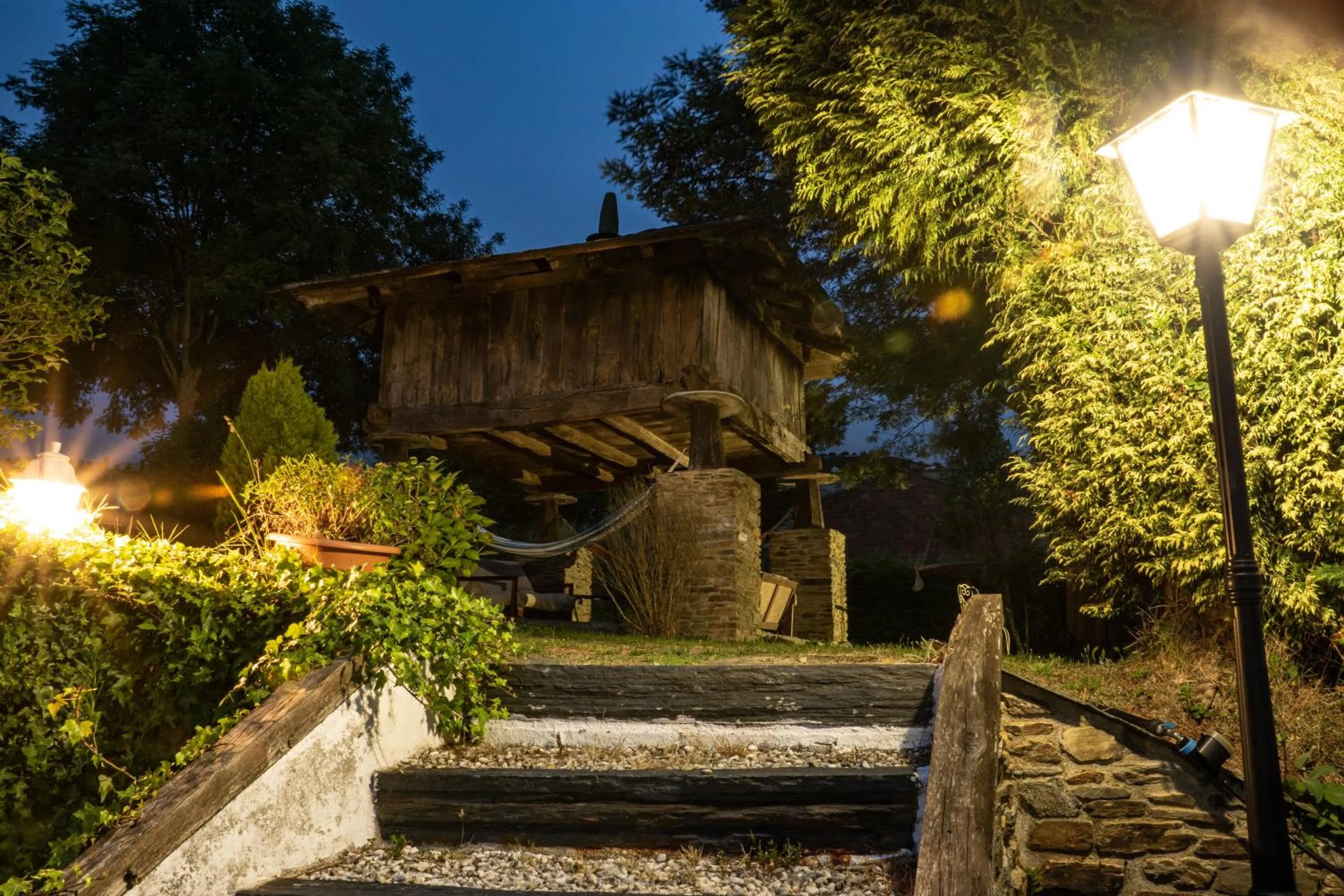 Night in Complejo Rural Lar de Vies