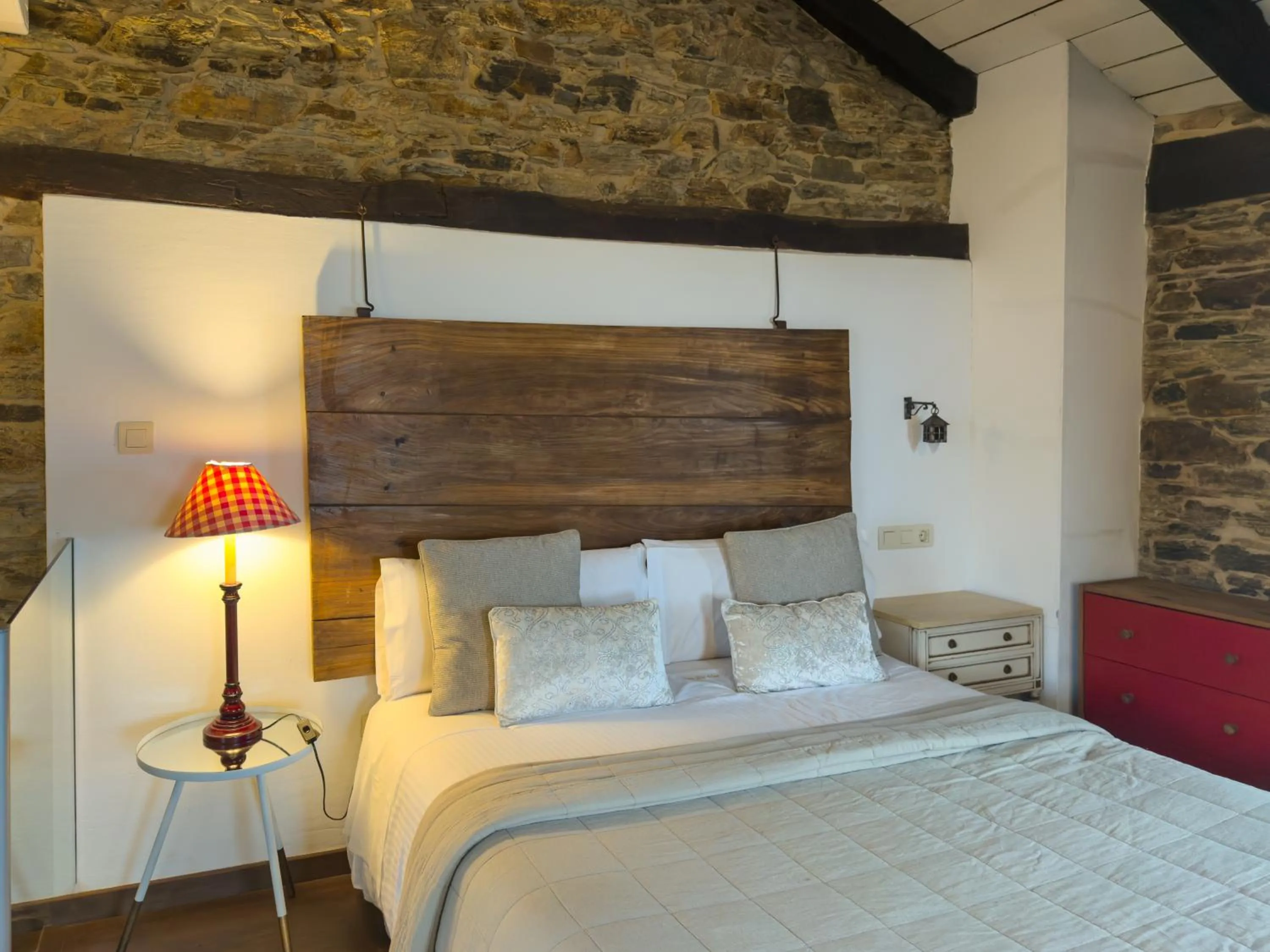 Photo of the whole room, Bed in Complejo Rural Lar de Vies