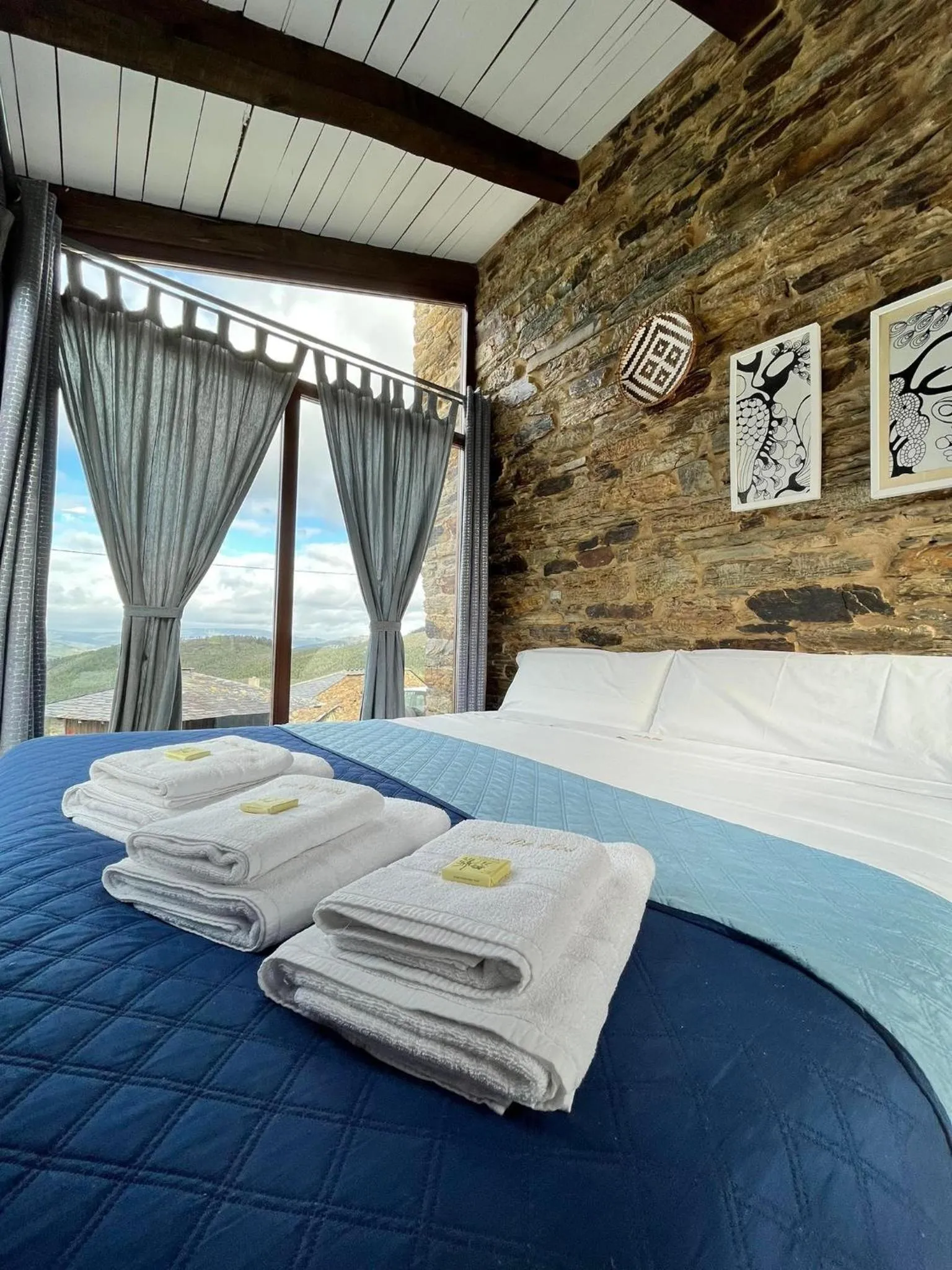 Bed in Complejo Rural Lar de Vies