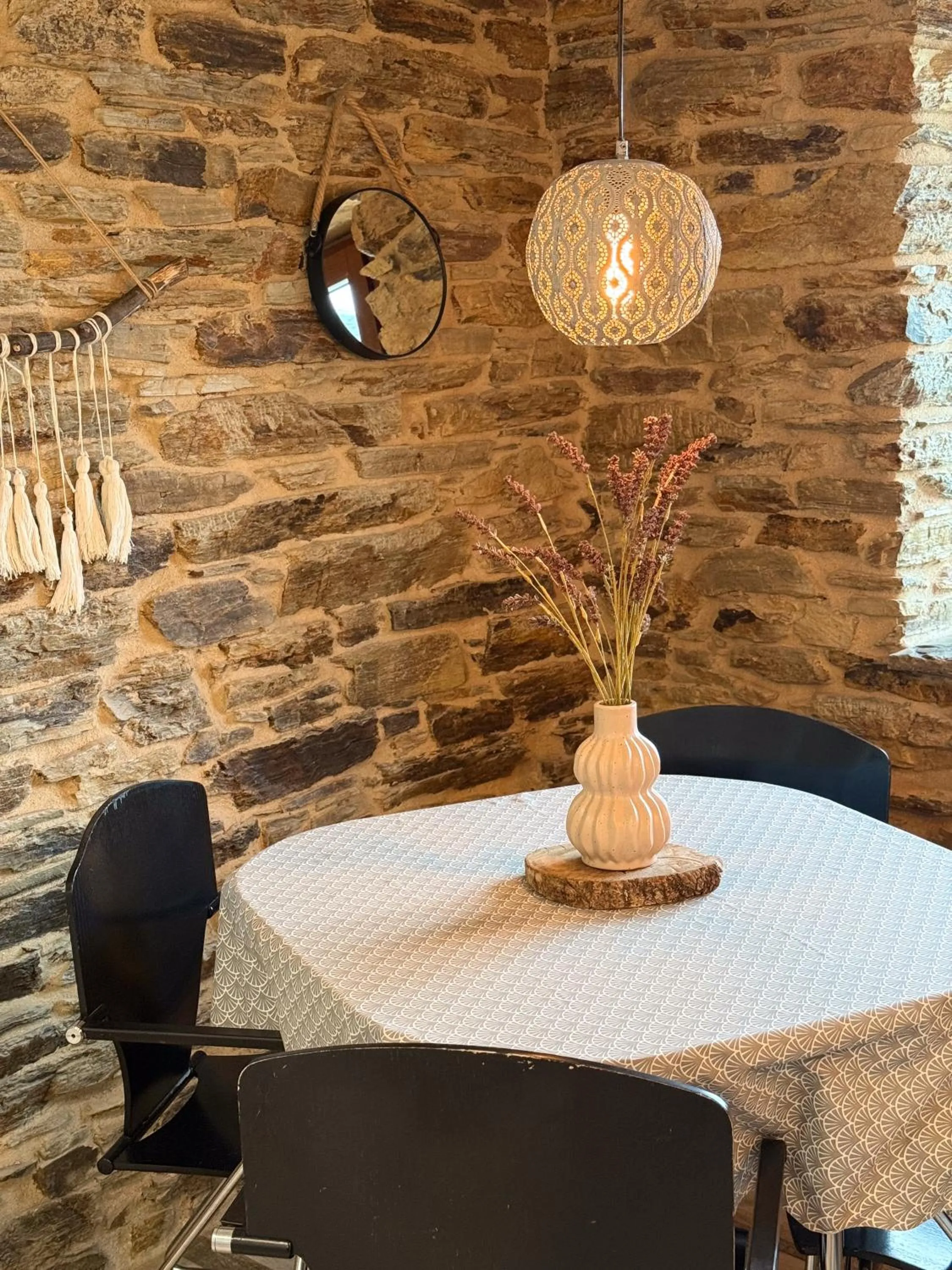 Seating area in Complejo Rural Lar de Vies