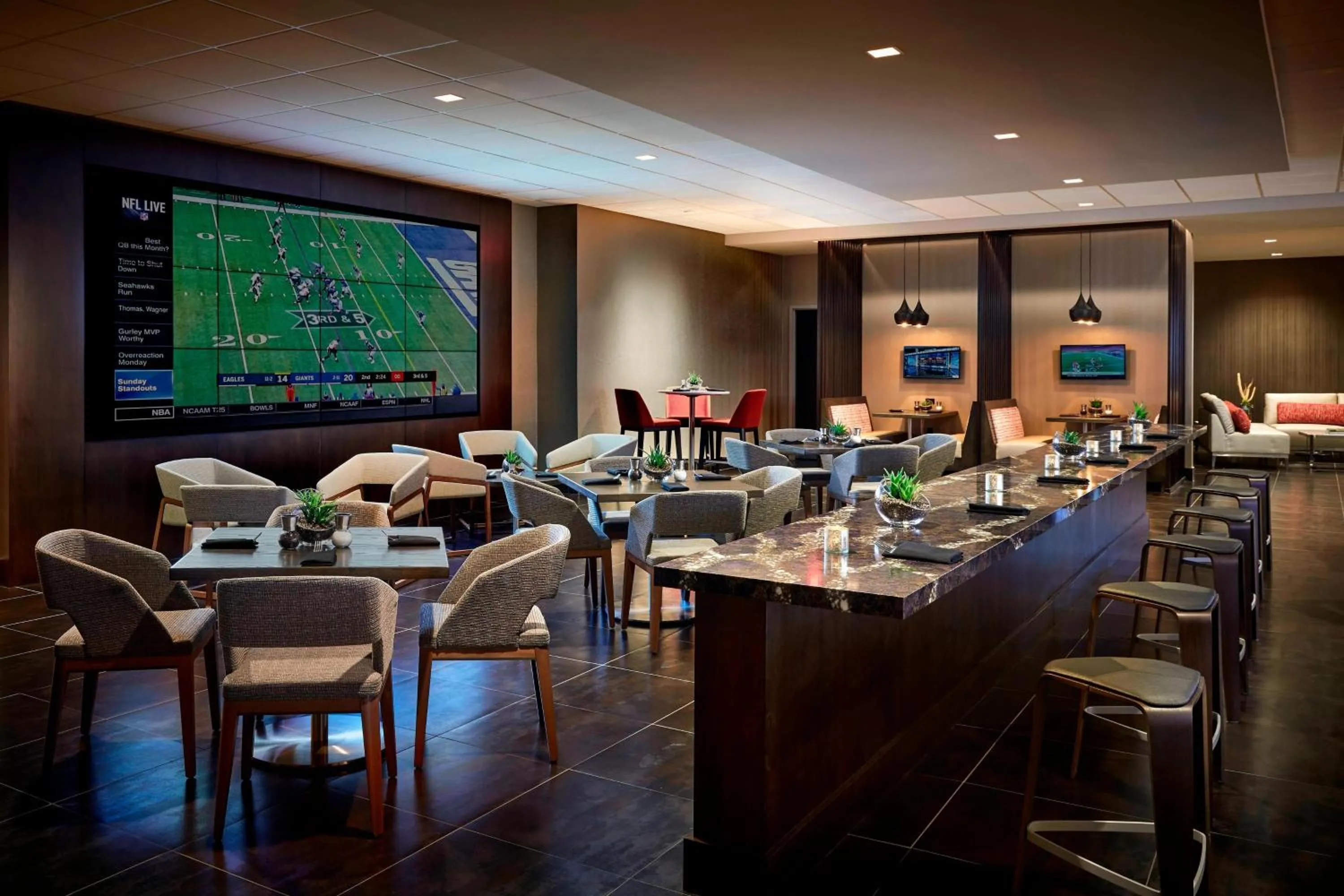 Lounge or bar in Los Angeles Airport Marriott