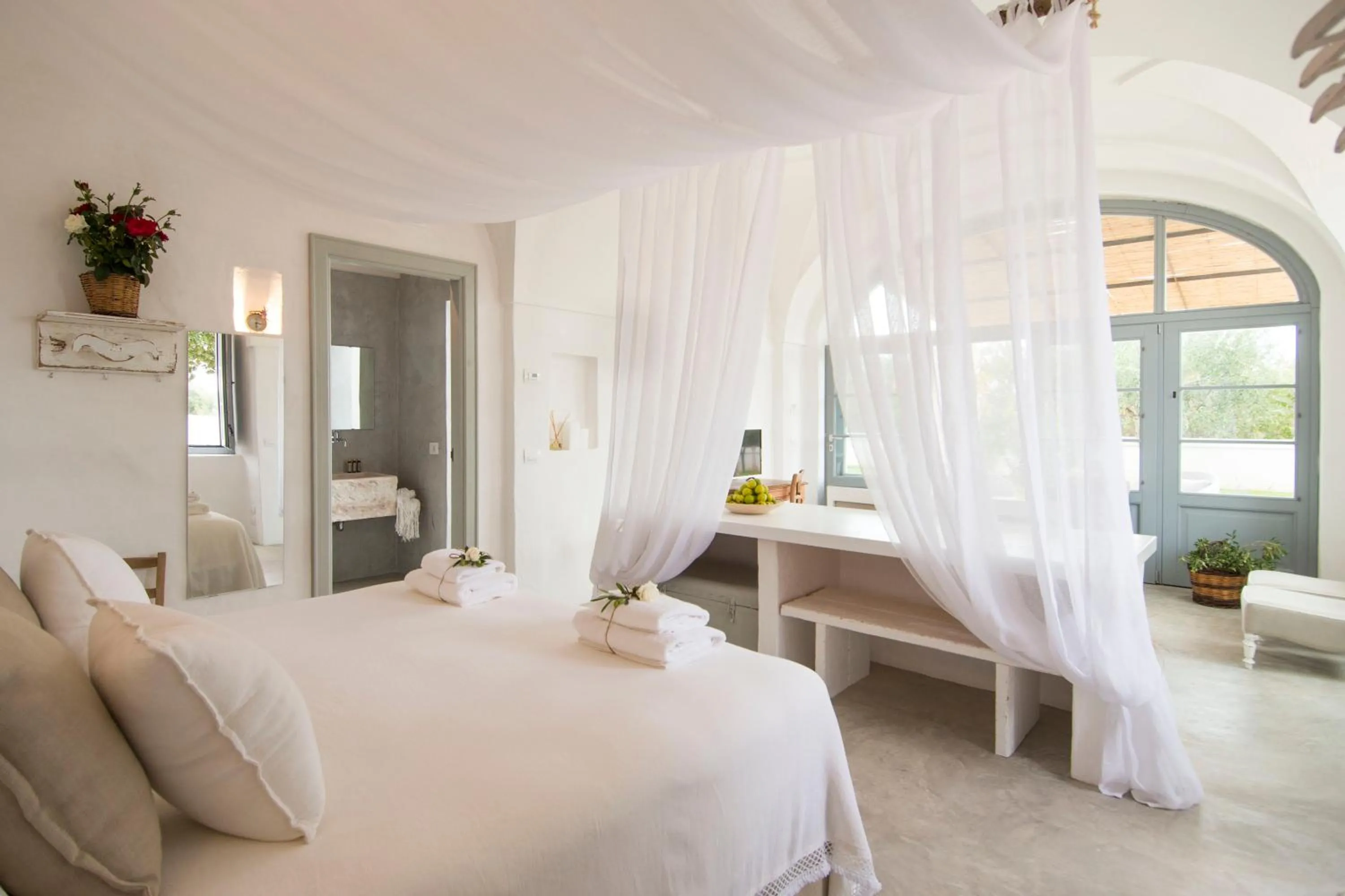Deluxe Double or Twin Room with Sofa Bed - single occupancy in Masseria Le Torri