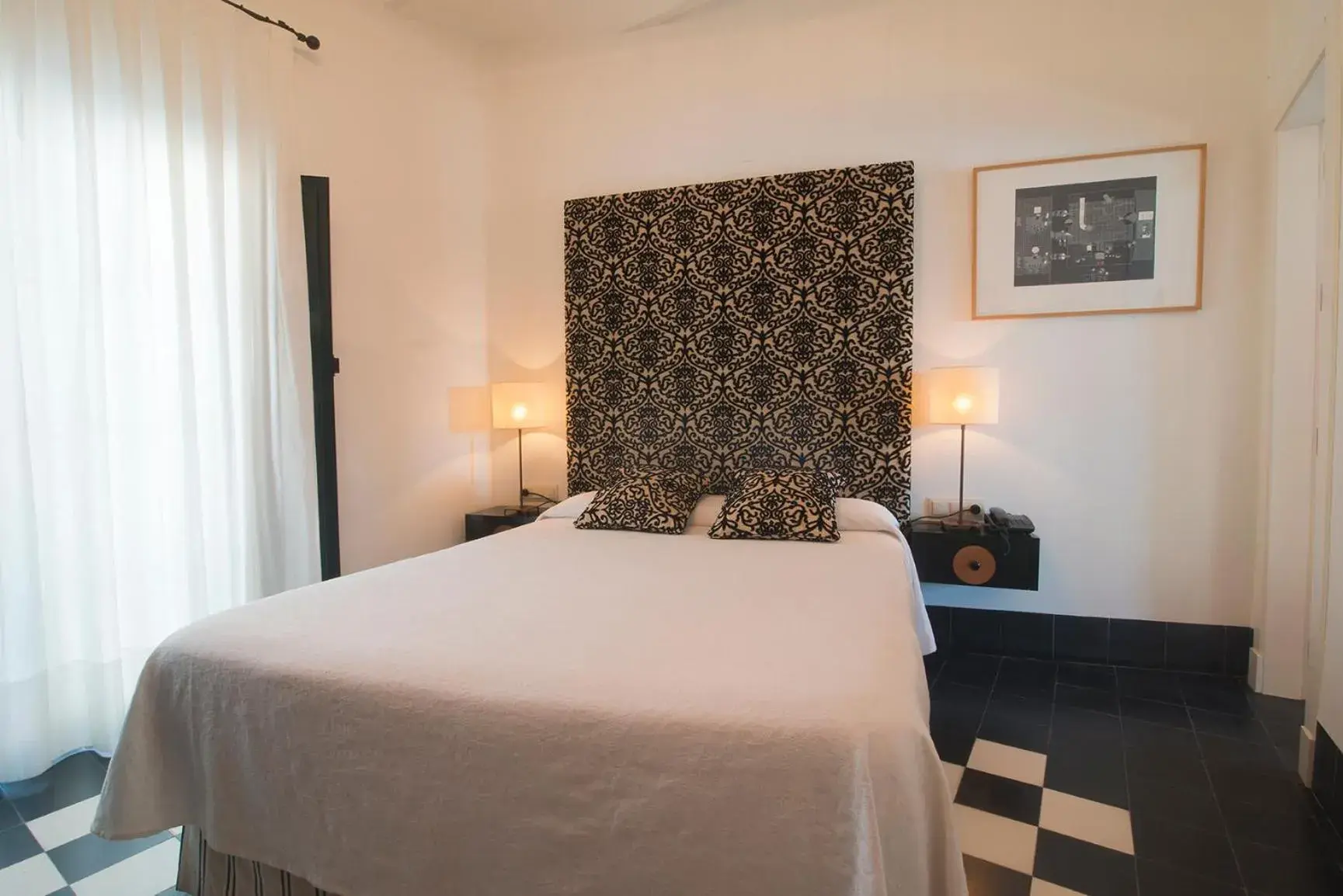 Deluxe Double Room with Balcony and Sea View in Hostal Casa Alborada Deluxe Double Room with Balcony and Sea View in Hostal Casa Alborada